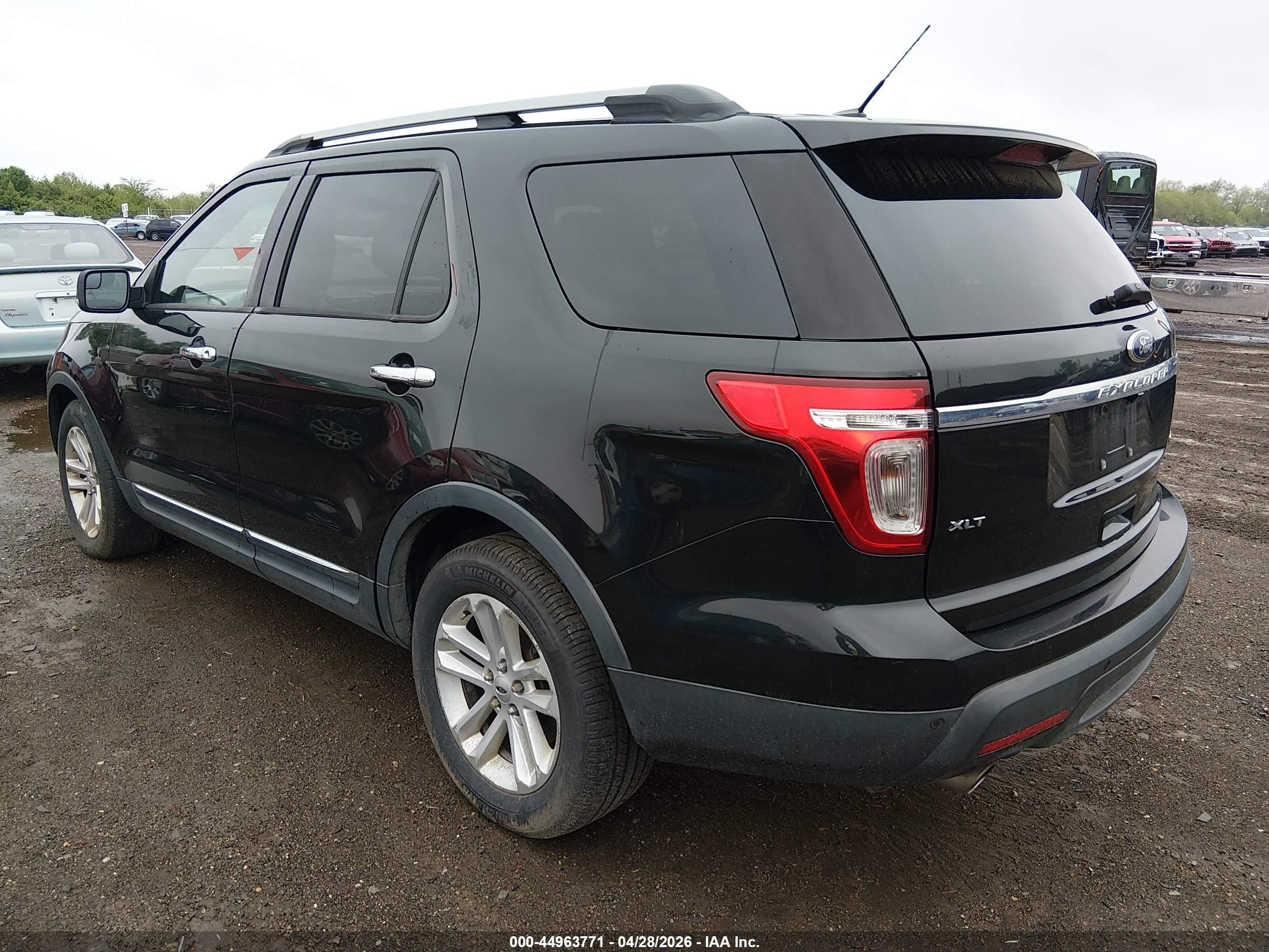 2014 Ford Explorer Xlt Black vin: 1FM5K7D87EGA21964