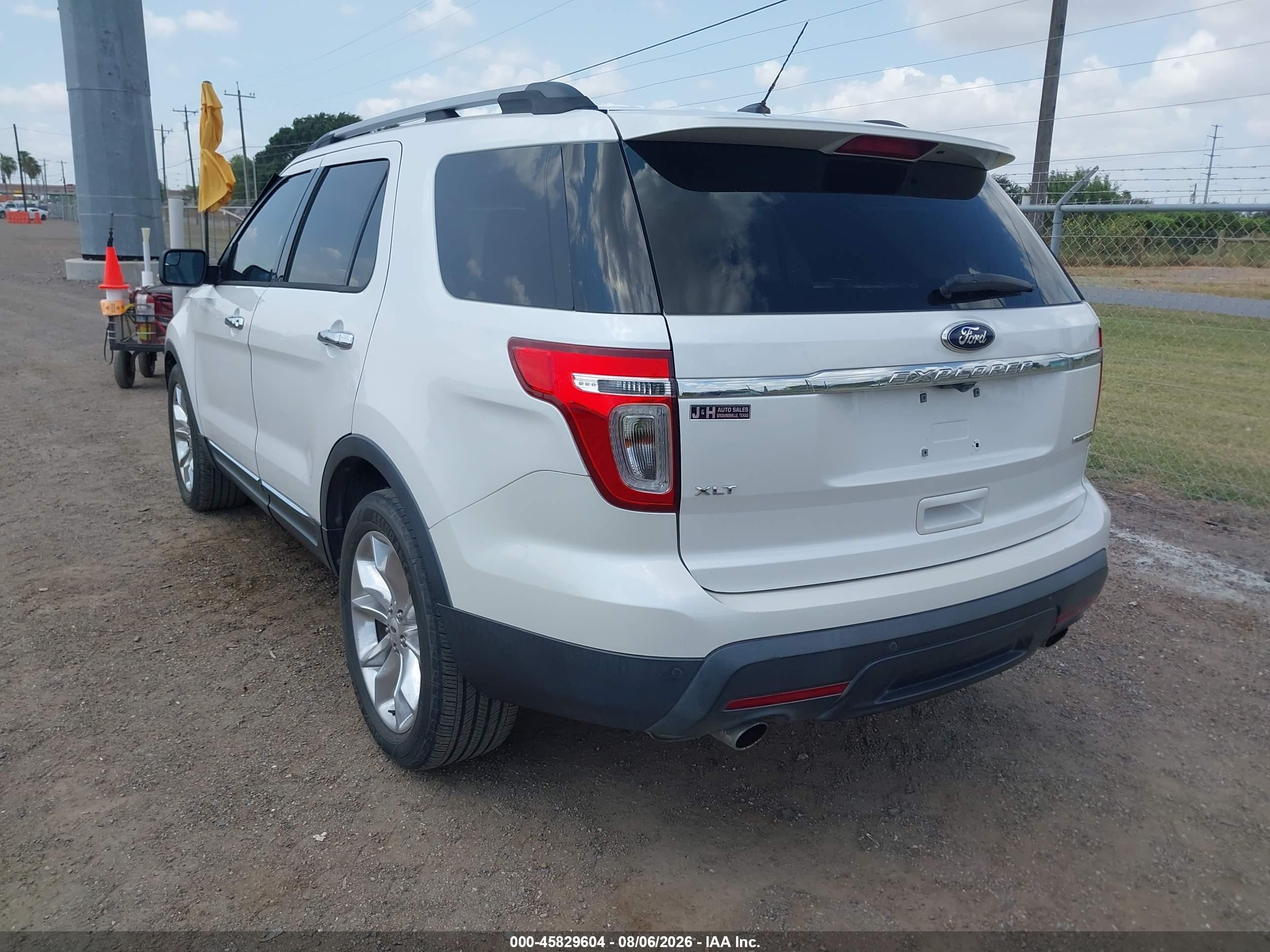2014 Ford Explorer Xlt Белый vin: 1FM5K7D87EGA27277