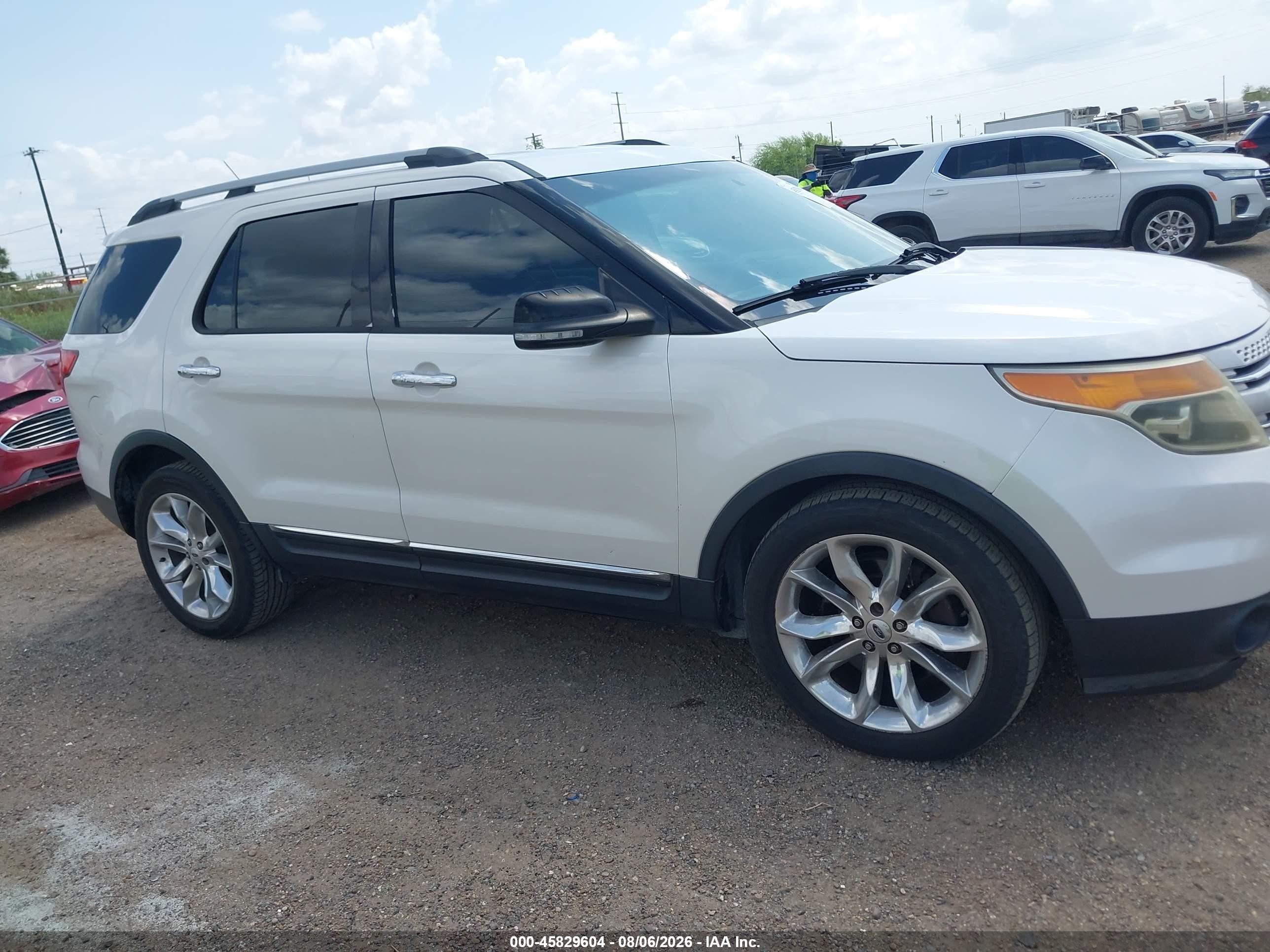 2014 Ford Explorer Xlt Белый vin: 1FM5K7D87EGA27277