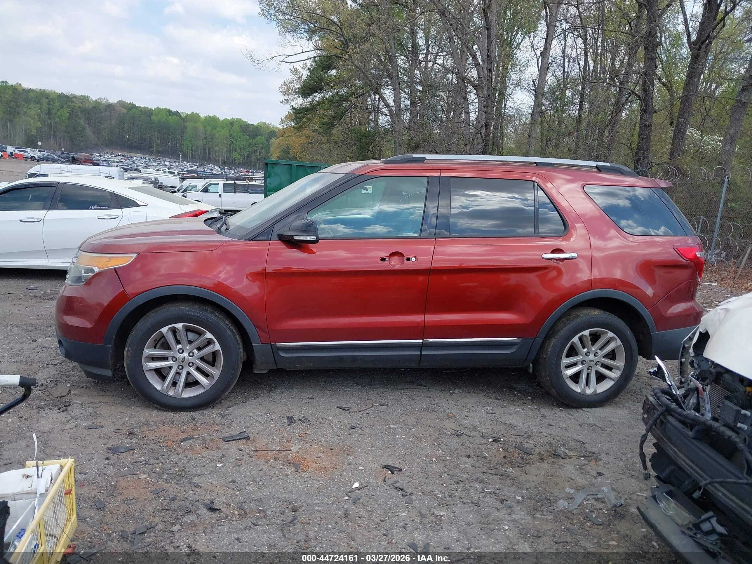 2014 Ford Explorer Xlt Red vin: 1FM5K7D87EGA57962