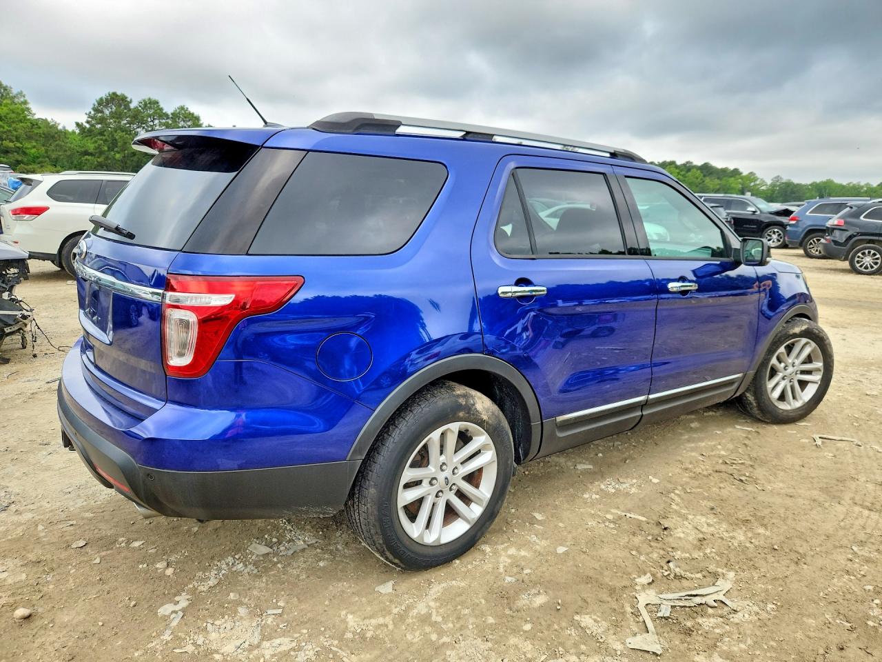 2015 Ford Explorer Xlt Blue vin: 1FM5K7D87FGA51841