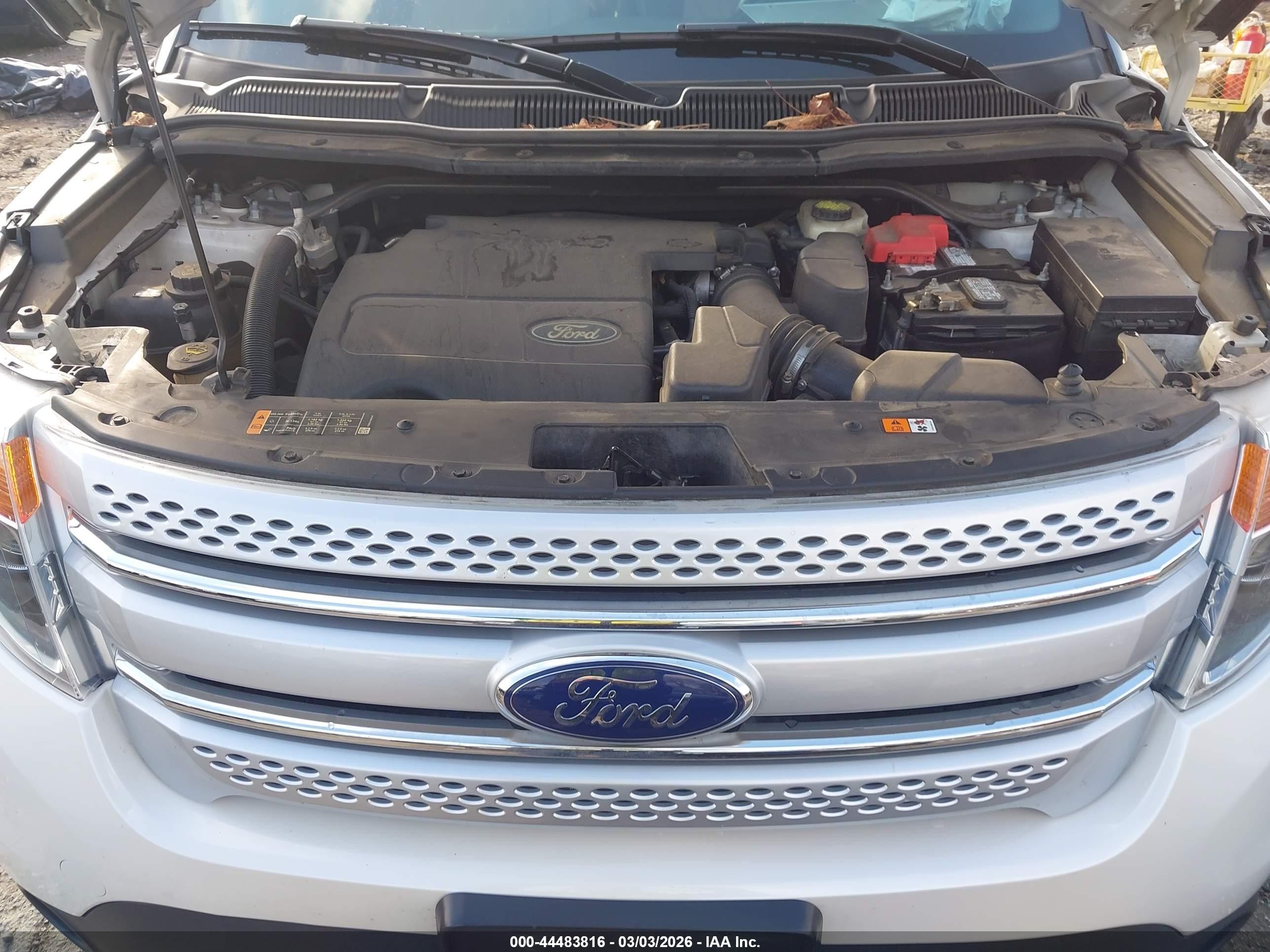 2015 Ford Explorer Xlt White vin: 1FM5K7D87FGA95158