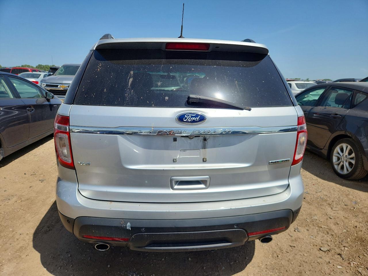 2015 Ford Explorer Xlt Серебряный vin: 1FM5K7D87FGB65516