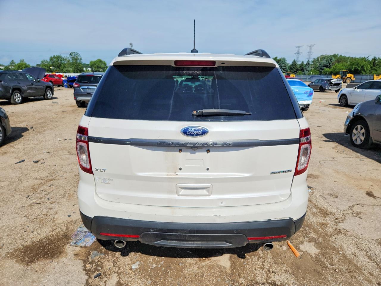 2015 Ford Explorer Xlt Белый vin: 1FM5K7D87FGB96085