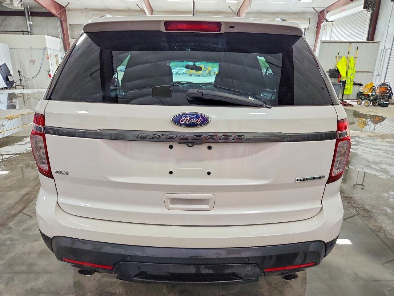 2015 Ford Explorer Xlt White vin: 1FM5K7D87FGC13001