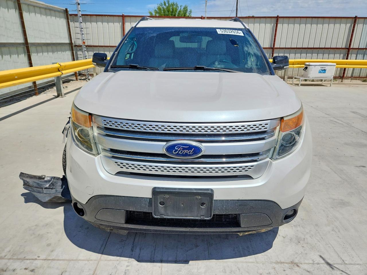 2015 Ford Explorer Xlt White vin: 1FM5K7D87FGC37296