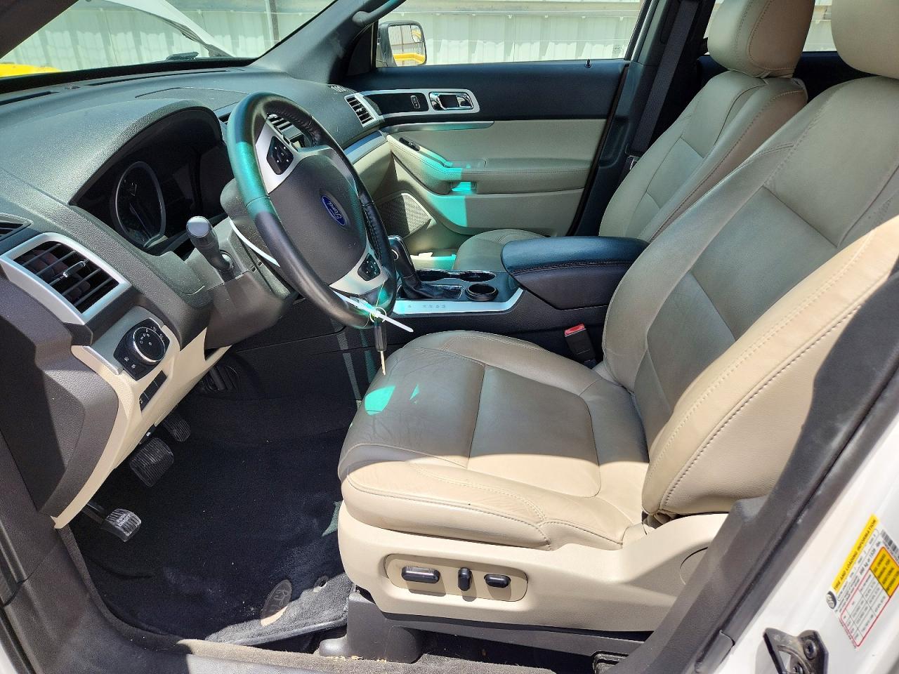 2015 Ford Explorer Xlt White vin: 1FM5K7D87FGC37296