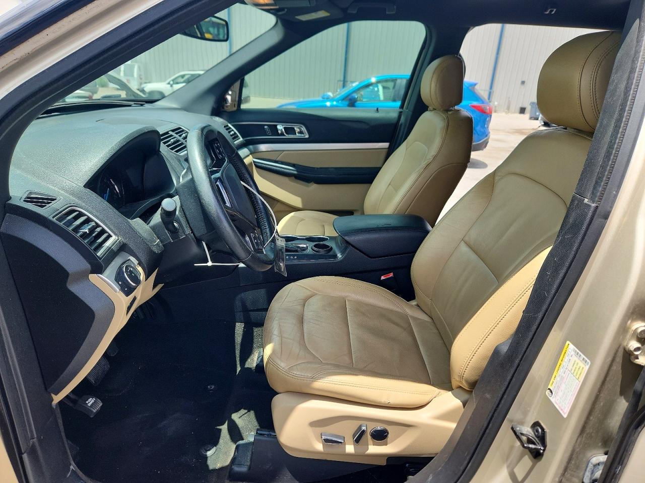 2017 Ford Explorer Xlt Золотой vin: 1FM5K7D87HGC18458