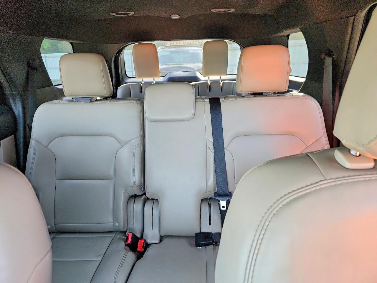 2019 Ford Explorer Xlt Gray vin: 1FM5K7D87KGA92982