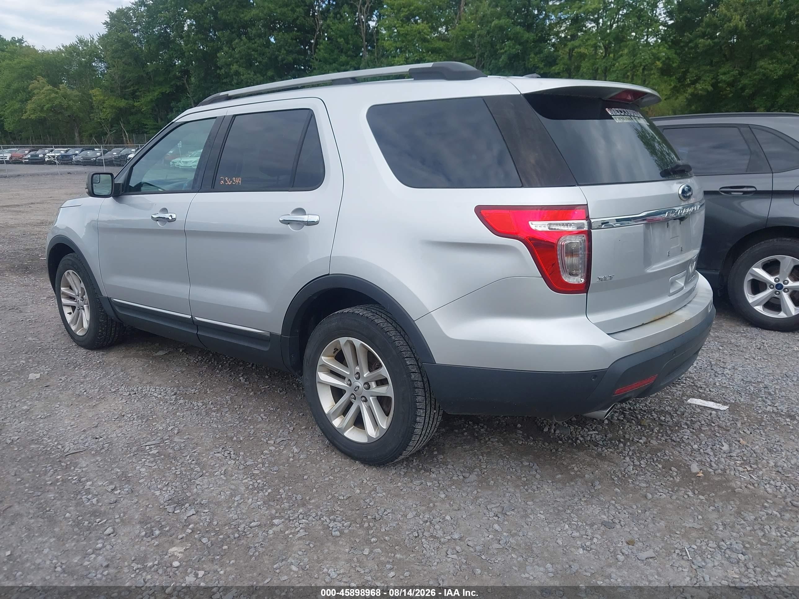 2013 Ford Explorer Xlt Silver vin: 1FM5K7D88DGA73683