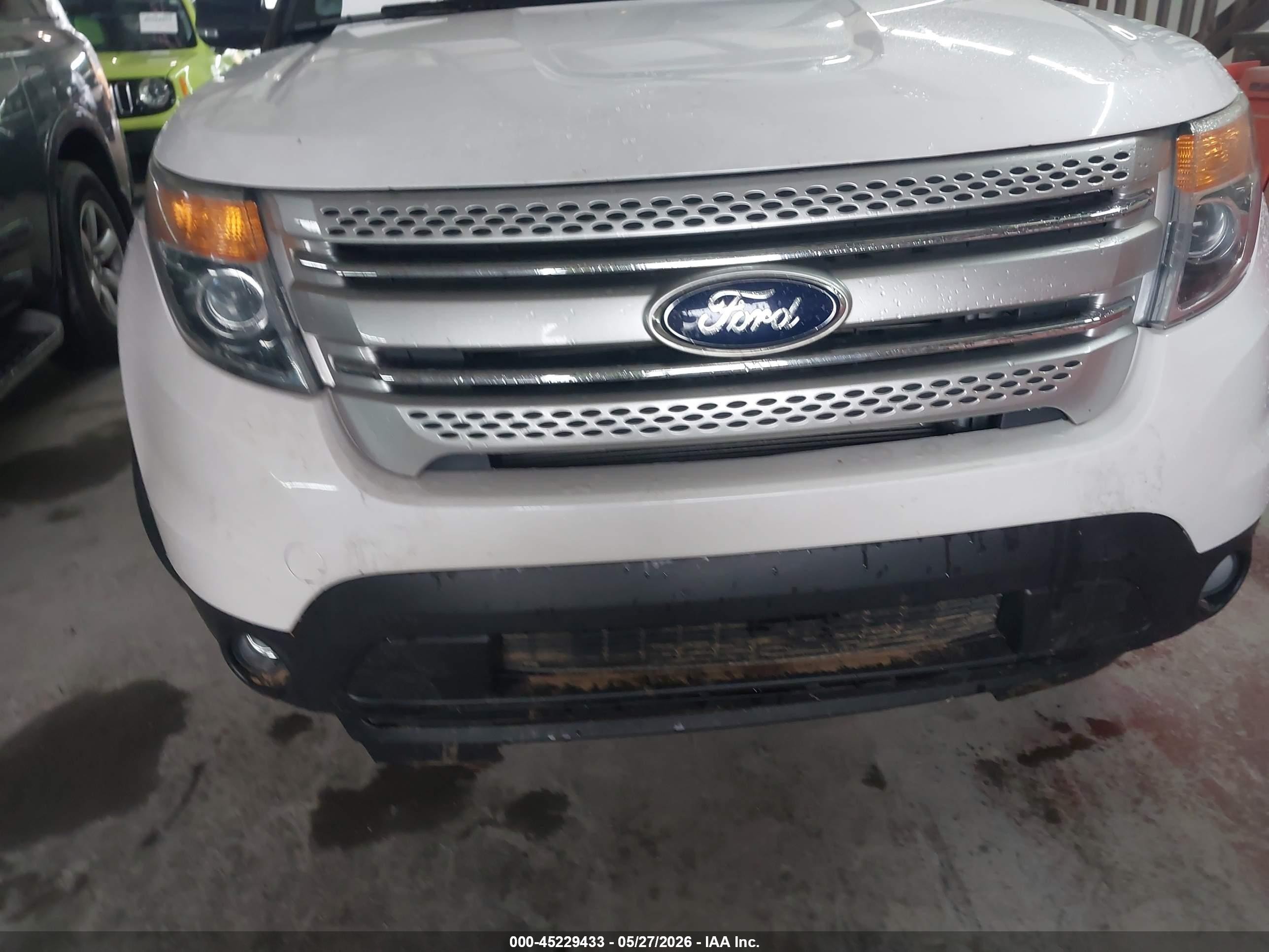 2013 Ford Explorer Xlt White vin: 1FM5K7D88DGB68051