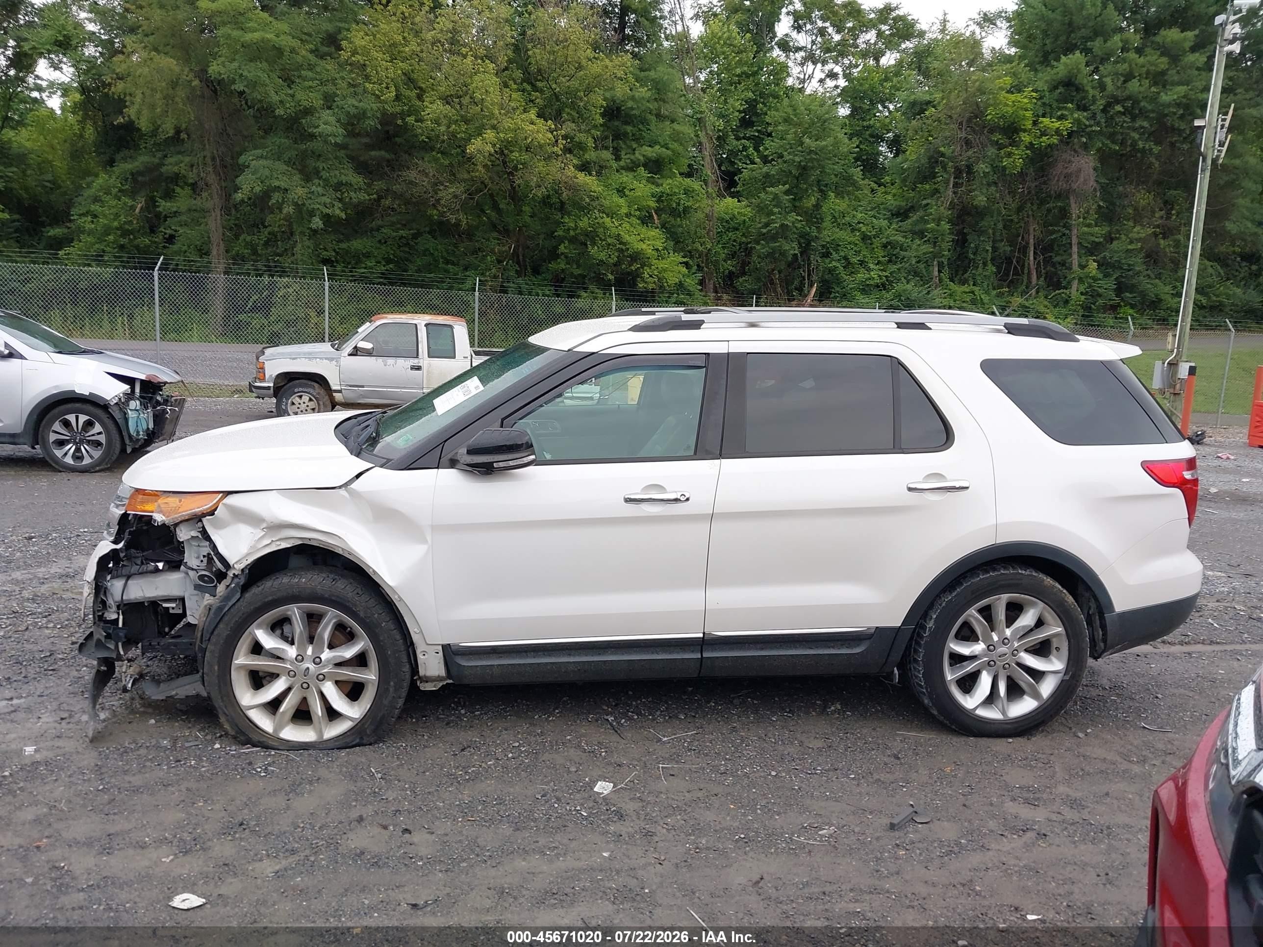 2014 Ford Explorer Xlt White vin: 1FM5K7D88EGA17003