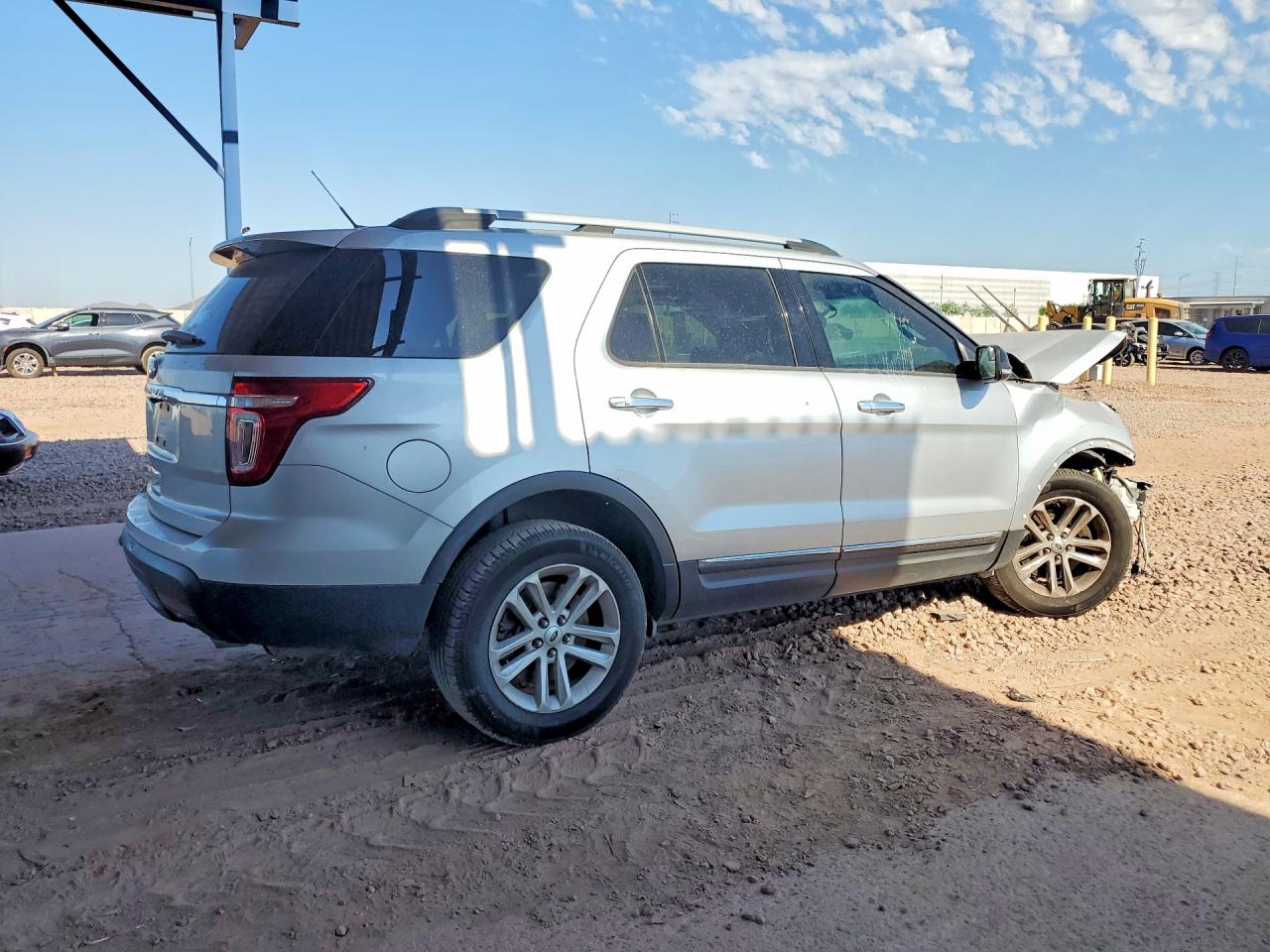2014 Ford Explorer Xlt Silver vin: 1FM5K7D88EGC24037