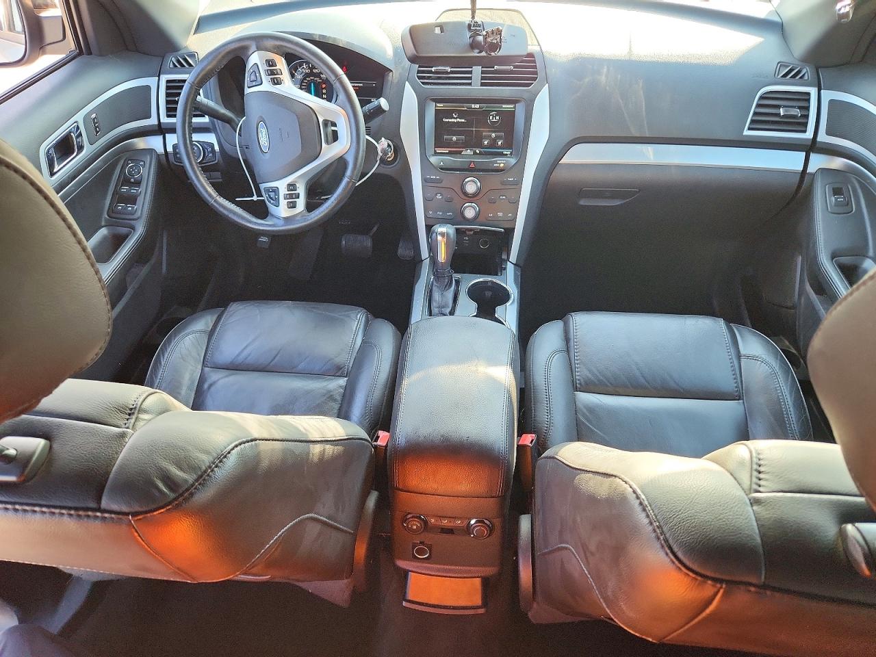 2015 Ford Explorer Xlt Silver vin: 1FM5K7D88FGA27094