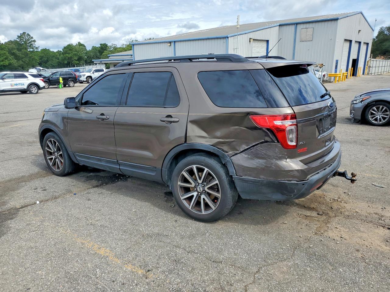 2015 Ford Explorer Xlt Brown vin: 1FM5K7D88FGA38788