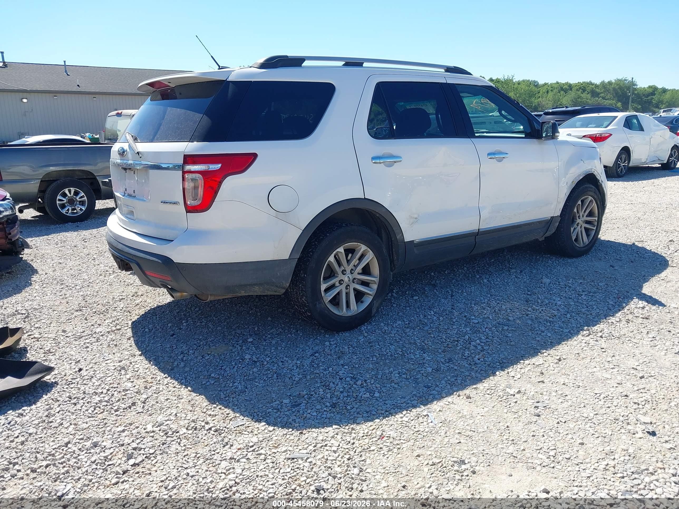 2015 Ford Explorer Xlt White vin: 1FM5K7D88FGA62881