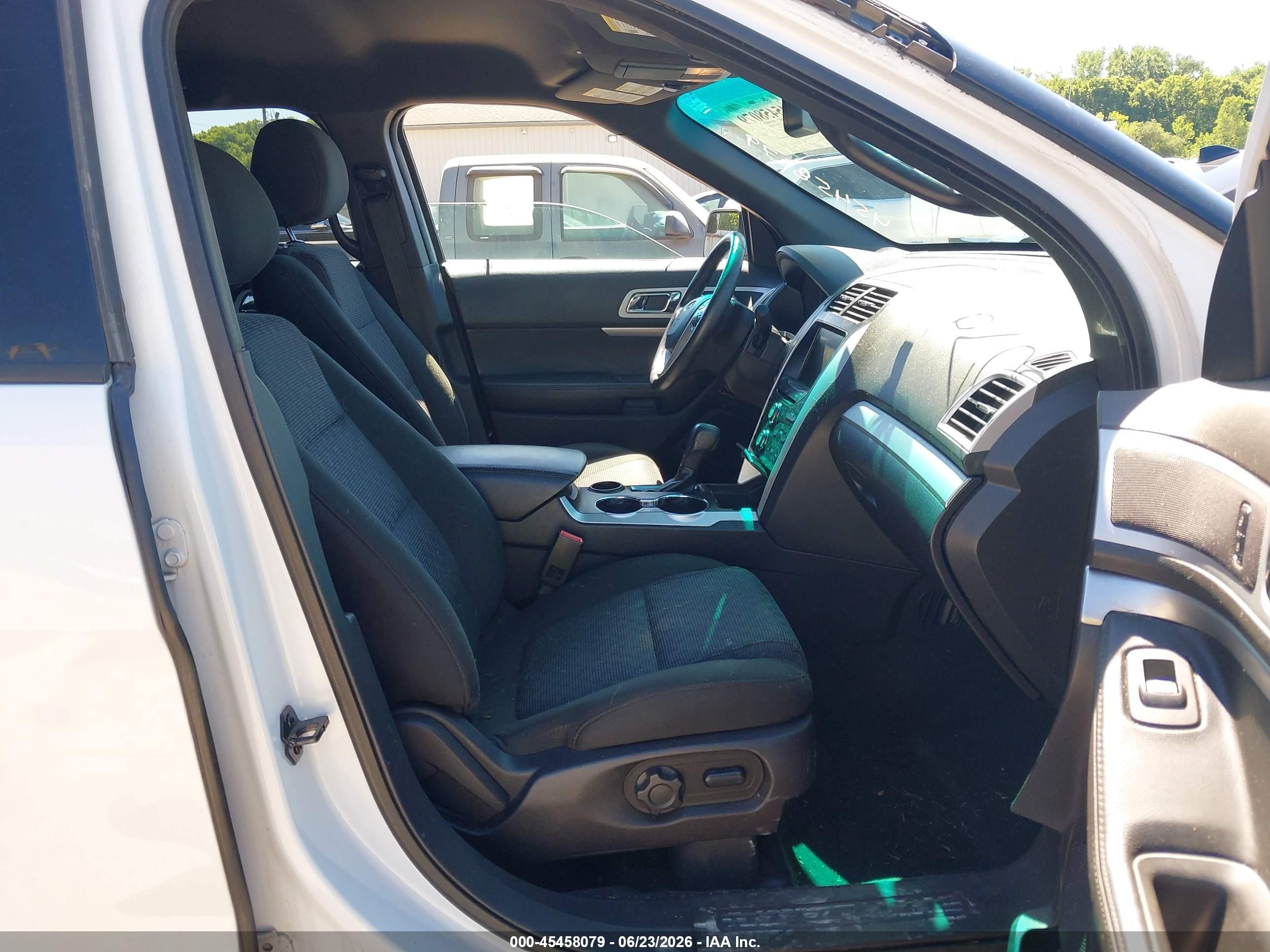 2015 Ford Explorer Xlt White vin: 1FM5K7D88FGA62881
