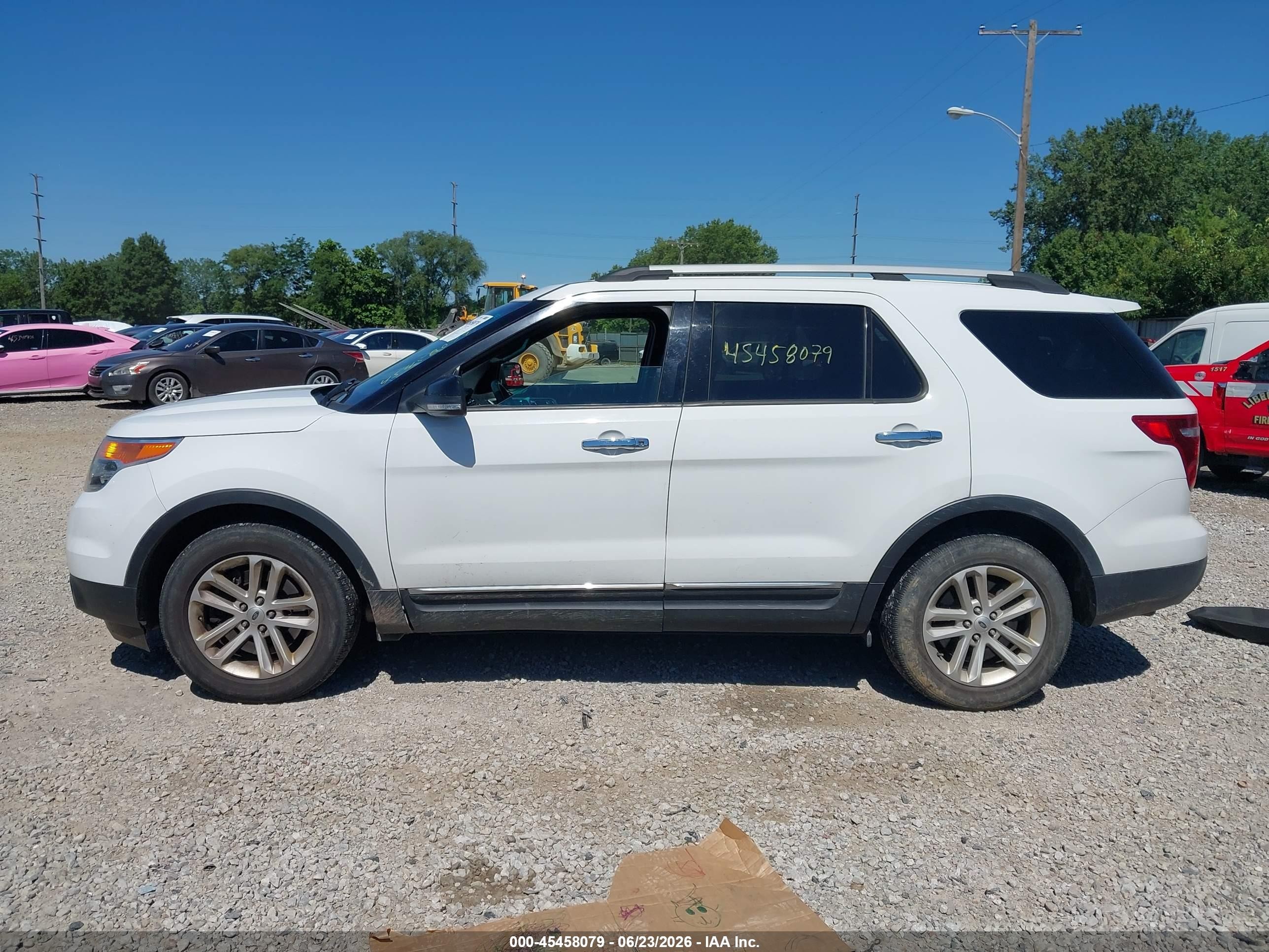 2015 Ford Explorer Xlt White vin: 1FM5K7D88FGA62881