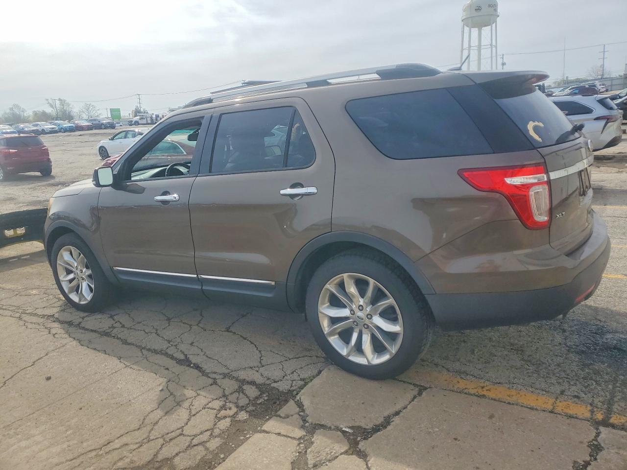 2015 Ford Explorer Xlt Коричневый vin: 1FM5K7D88FGA69104