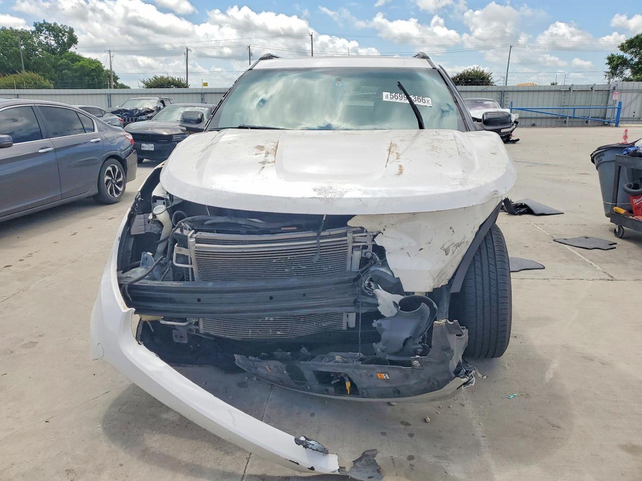 2015 Ford Explorer Xlt White vin: 1FM5K7D88FGA83018
