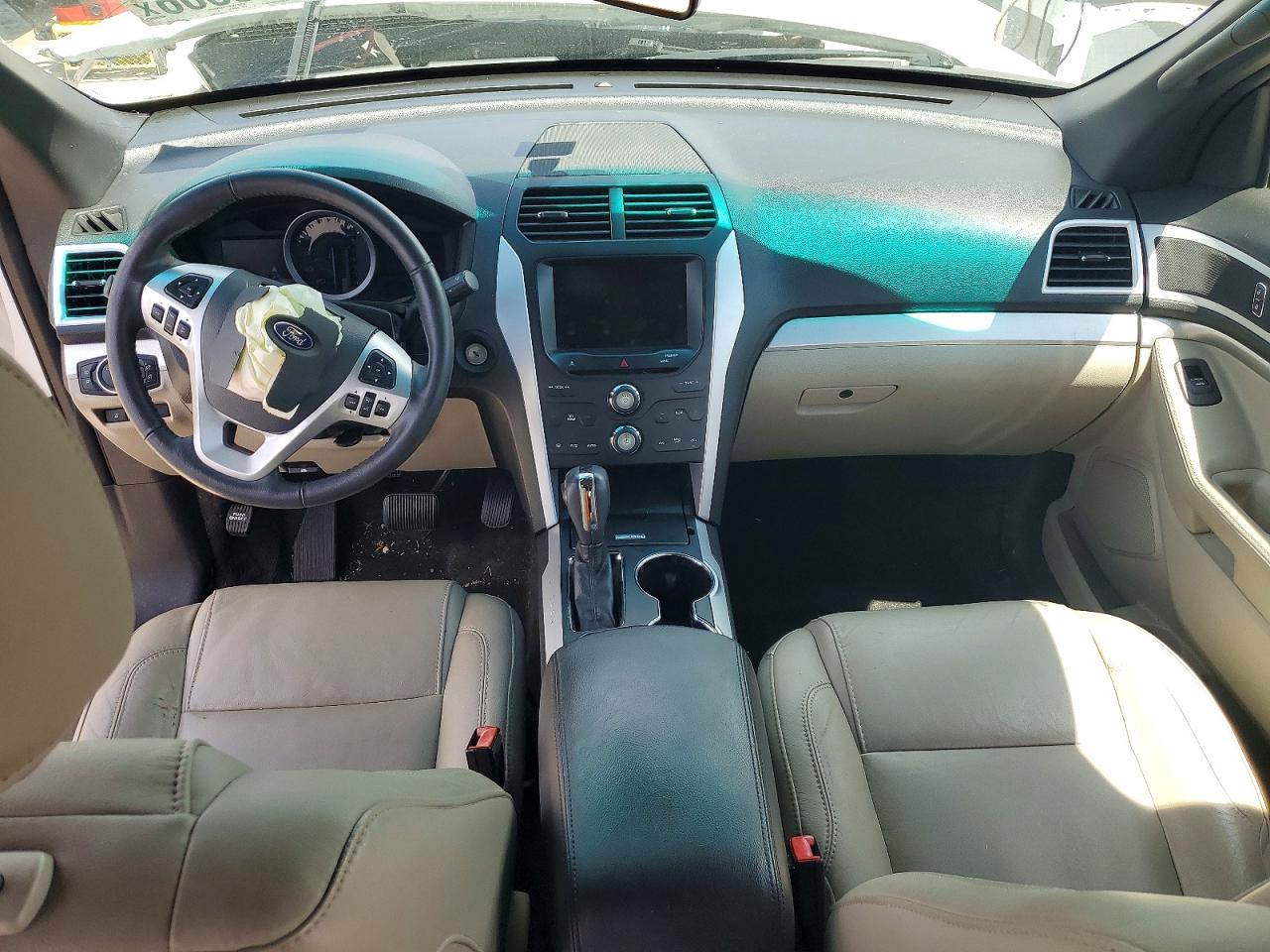 2015 Ford Explorer Xlt White vin: 1FM5K7D88FGA83018