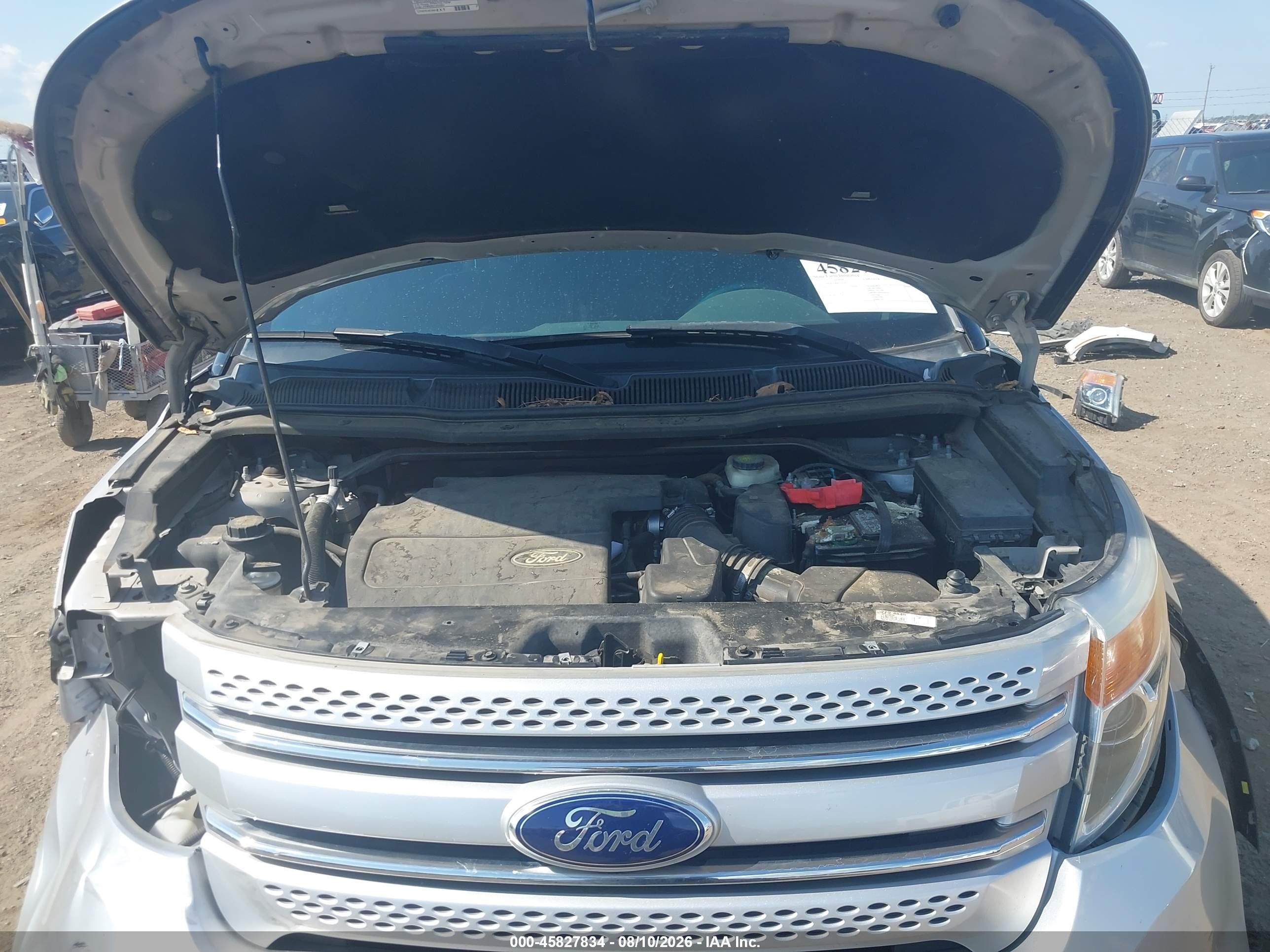 2015 Ford Explorer Xlt Silver vin: 1FM5K7D88FGB10623