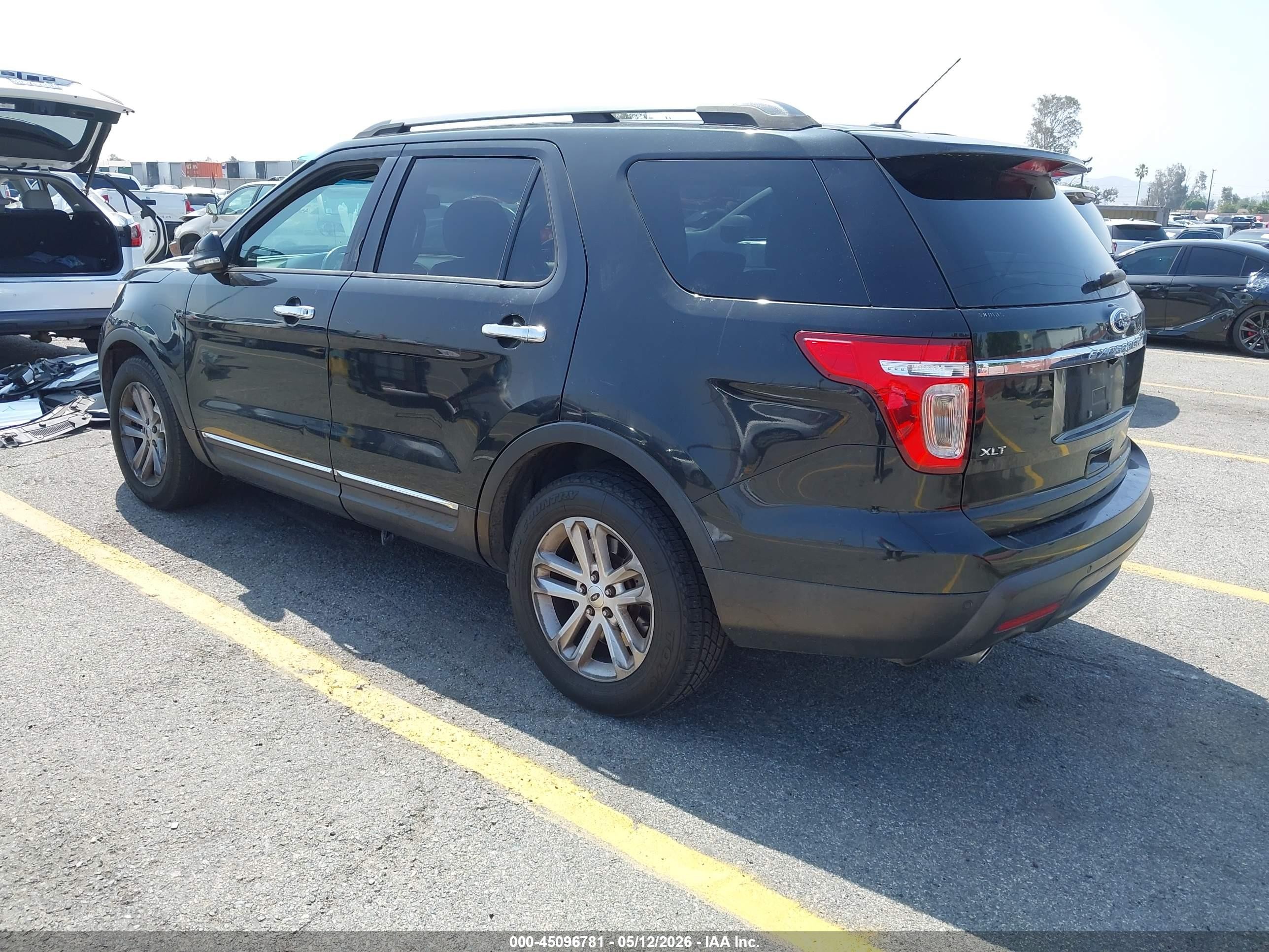 2015 Ford Explorer Xlt Черный vin: 1FM5K7D88FGB67906