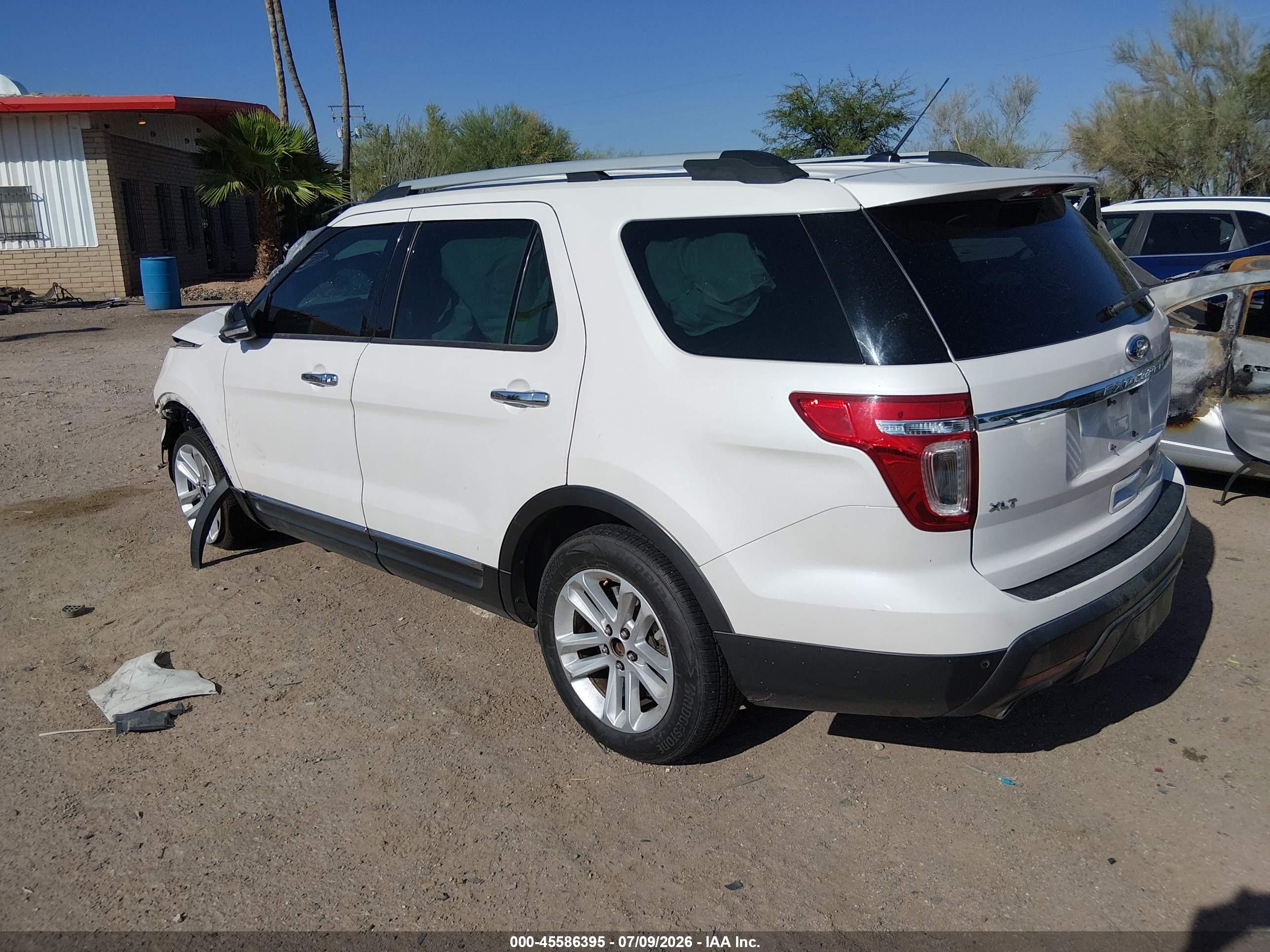 2015 Ford Explorer Xlt White vin: 1FM5K7D88FGC39865