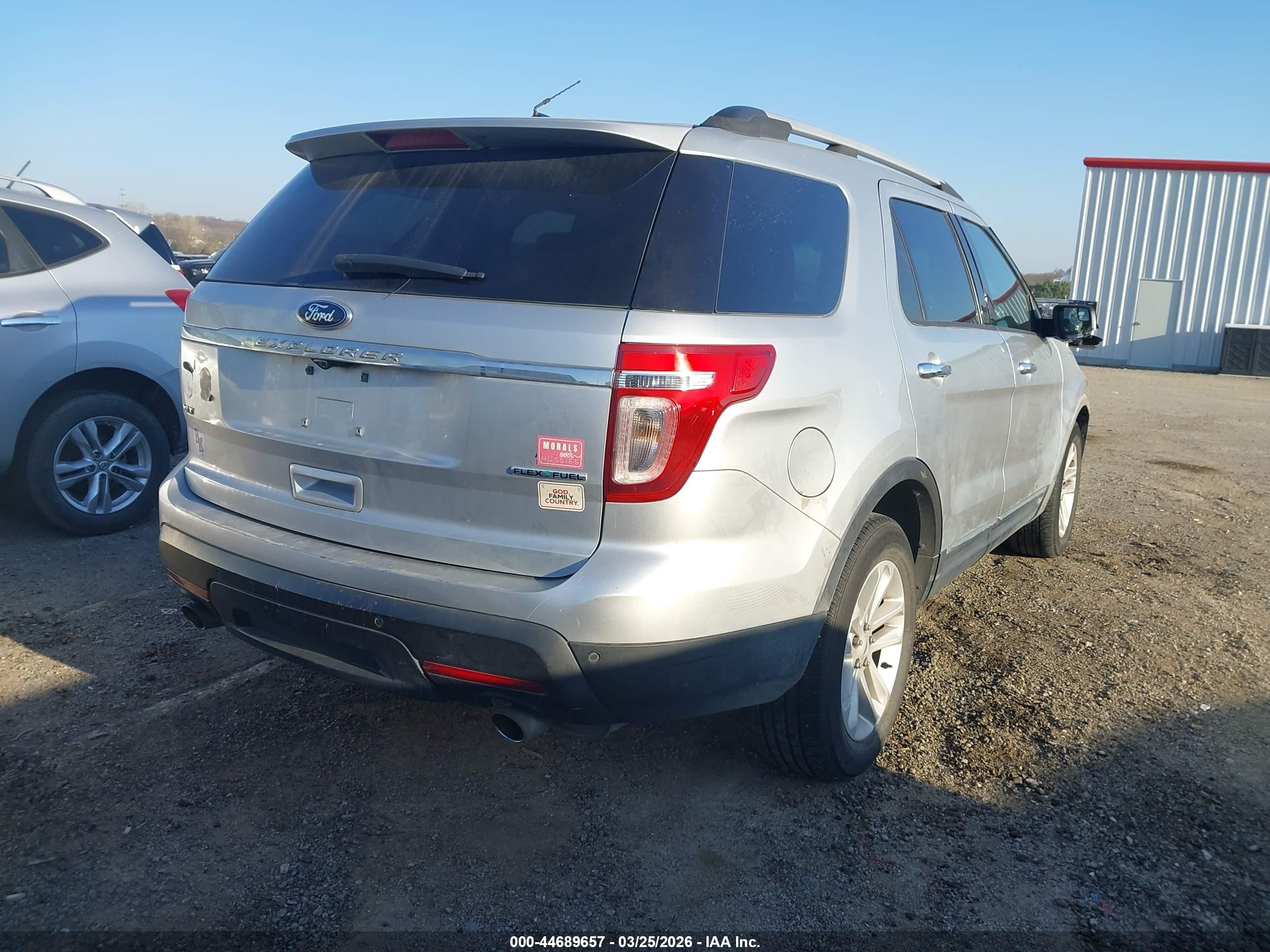 2013 Ford Explorer Xlt Серебряный vin: 1FM5K7D89DGA17235