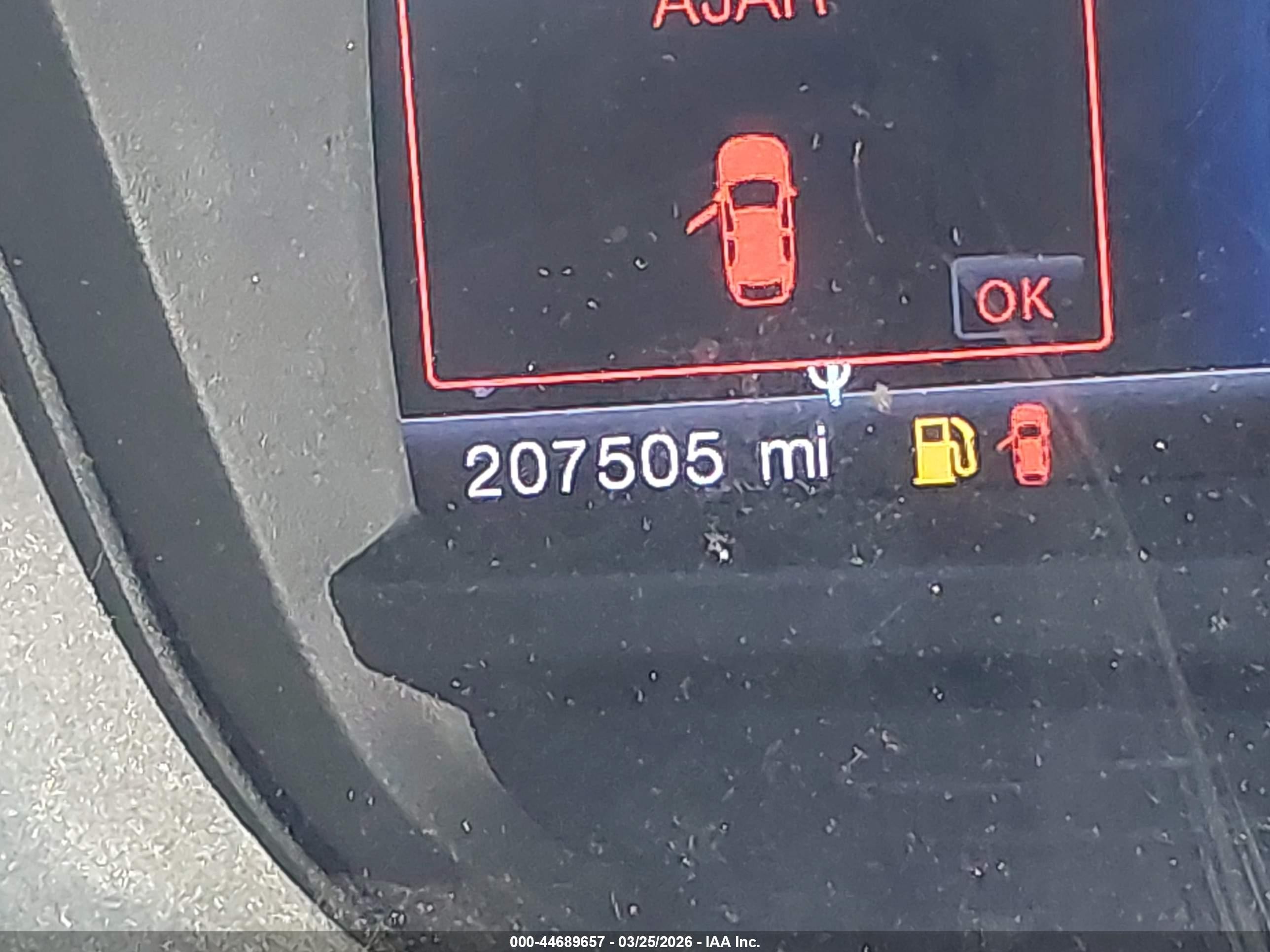 2013 Ford Explorer Xlt Серебряный vin: 1FM5K7D89DGA17235