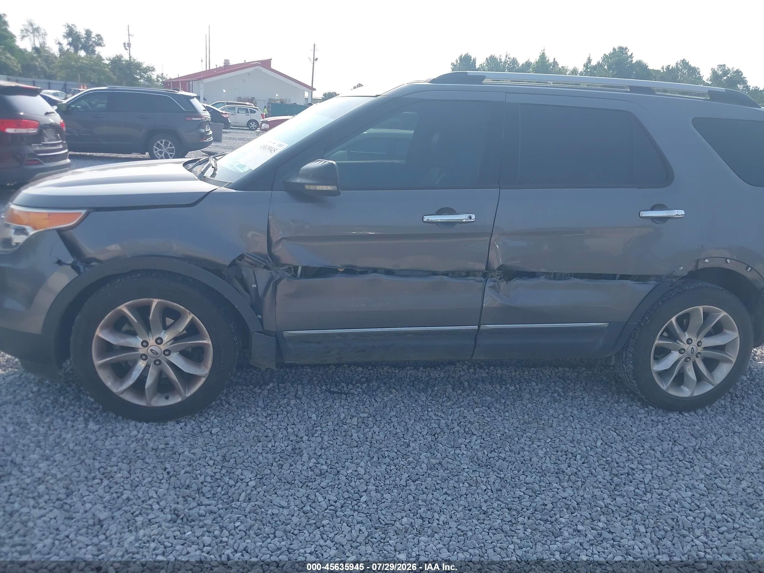 2013 Ford Explorer Xlt Серый vin: 1FM5K7D89DGA32950