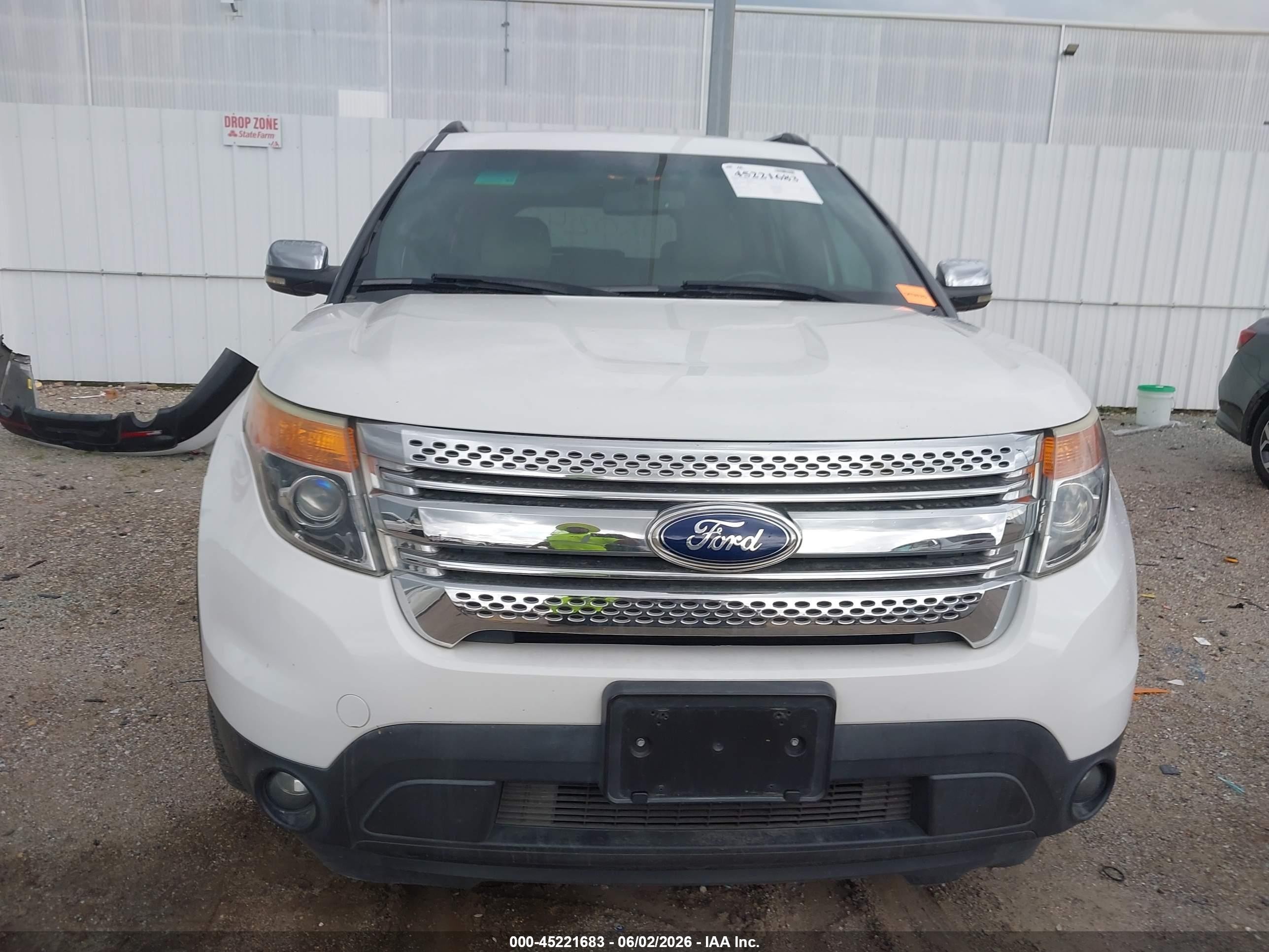 2013 Ford Explorer Xlt White vin: 1FM5K7D89DGA79413