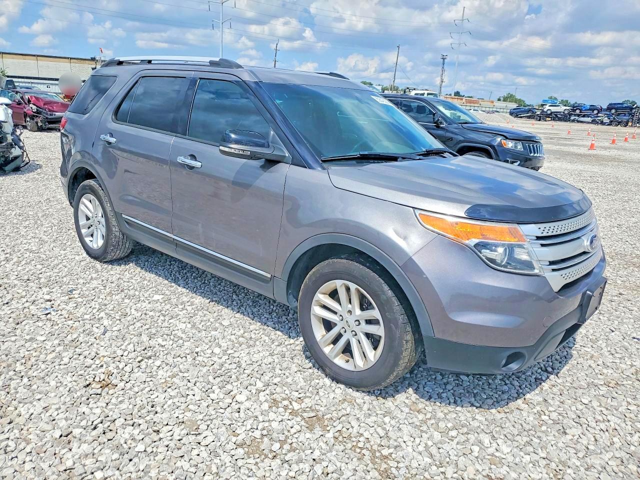 2013 Ford Explorer Xlt Серый vin: 1FM5K7D89DGB92388