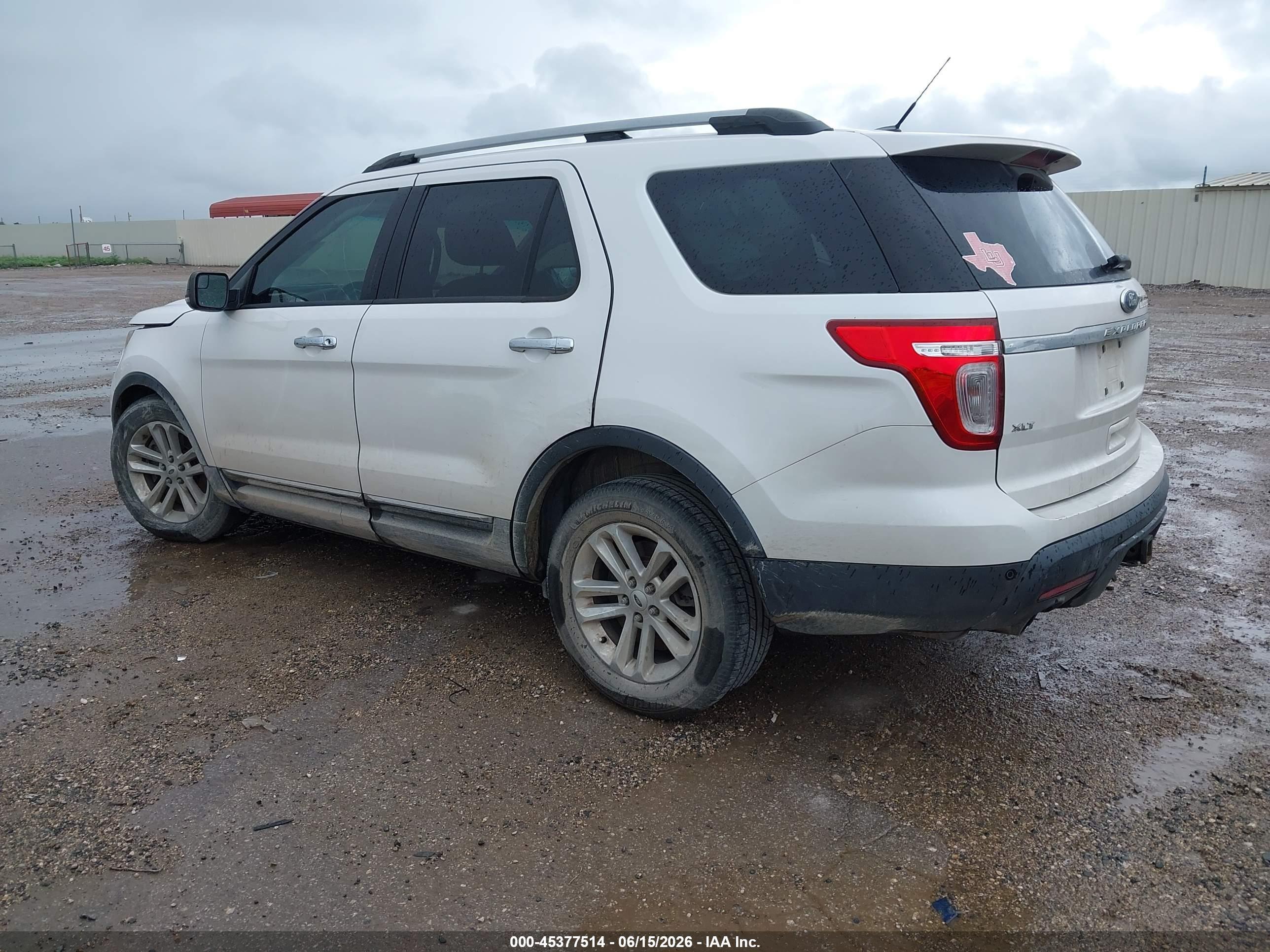2013 Ford Explorer Xlt White vin: 1FM5K7D89DGC00098