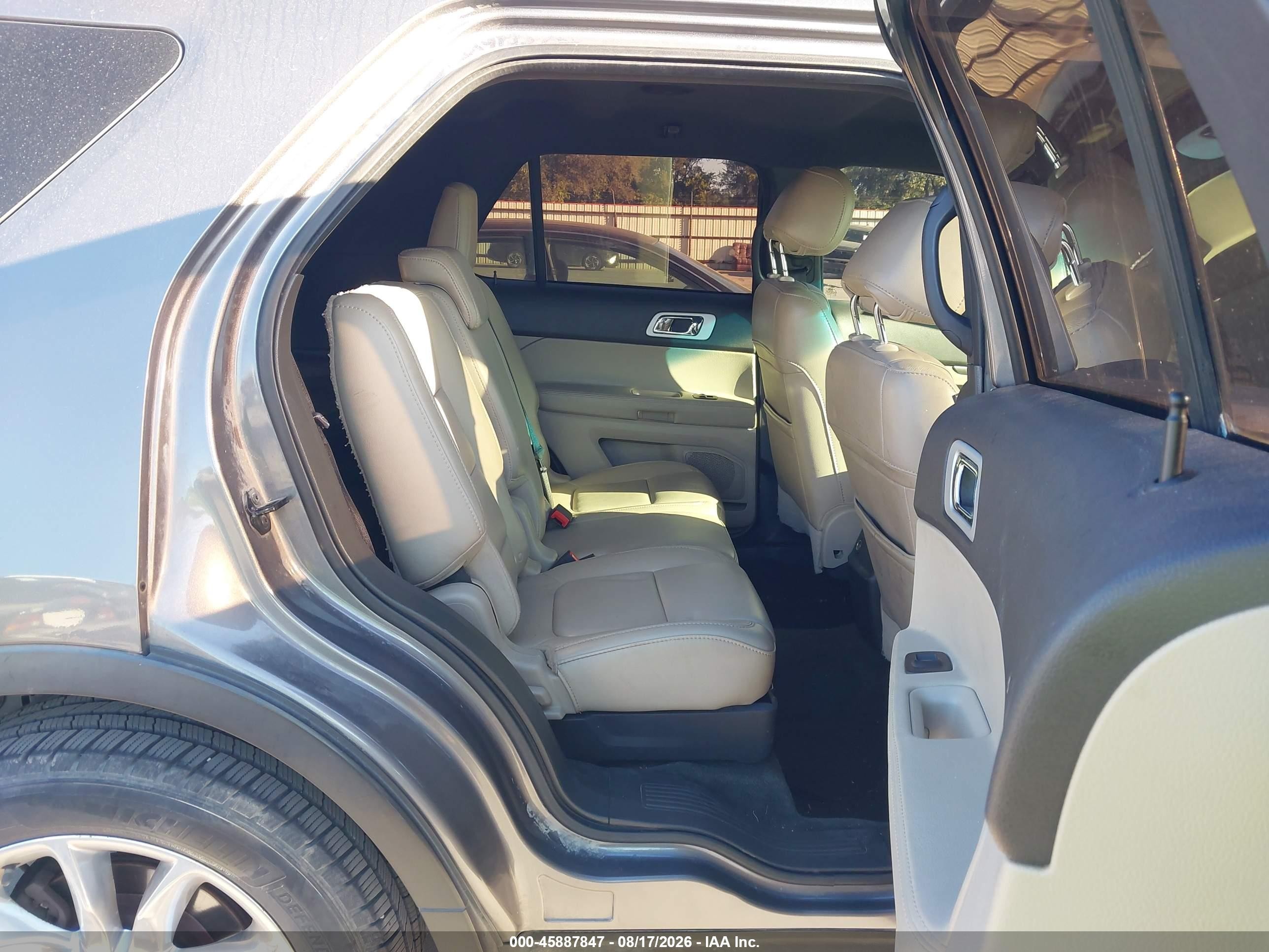 2013 Ford Explorer Xlt Серый vin: 1FM5K7D89DGC29262