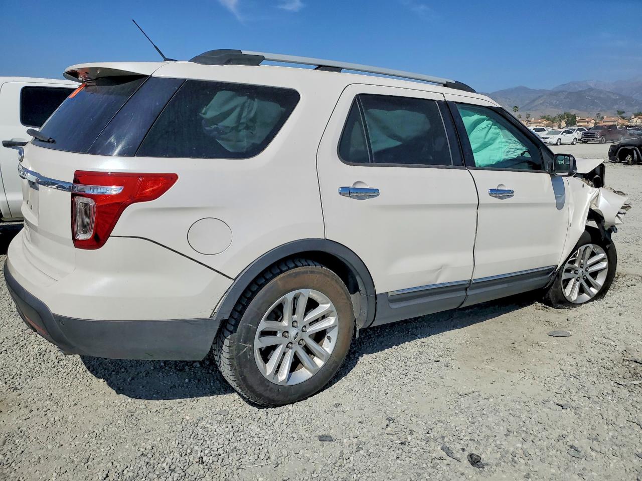 2013 Ford Explorer Xlt Белый vin: 1FM5K7D89DGC29908