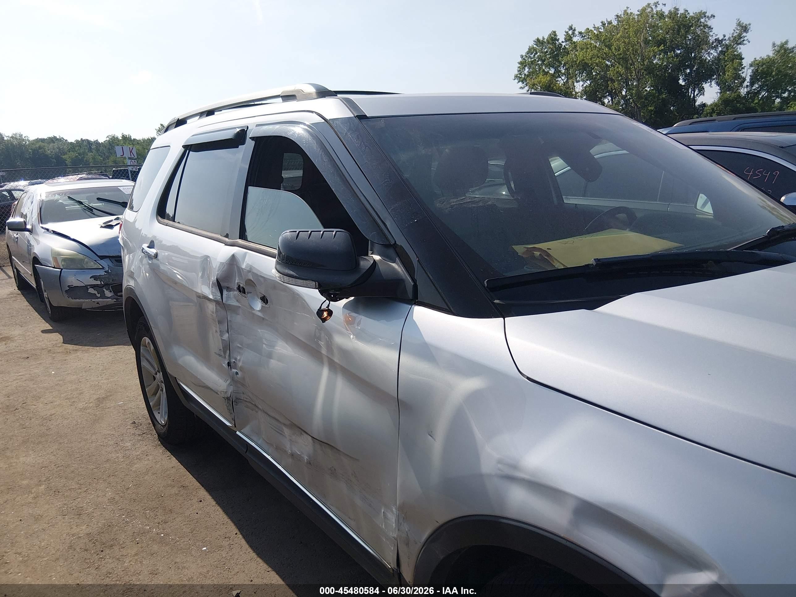 2013 Ford Explorer Xlt Silver vin: 1FM5K7D89DGC33621