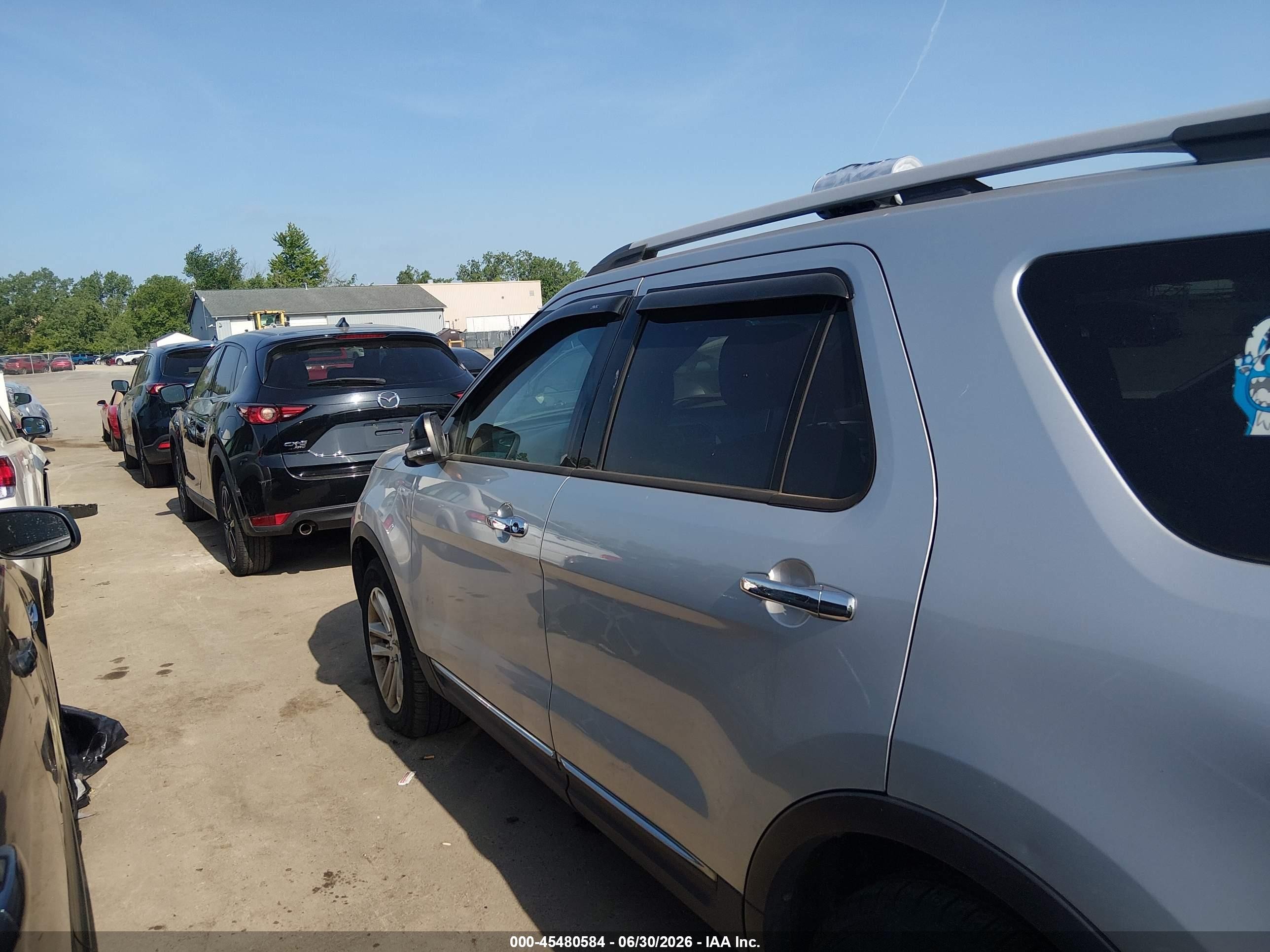 2013 Ford Explorer Xlt Silver vin: 1FM5K7D89DGC33621