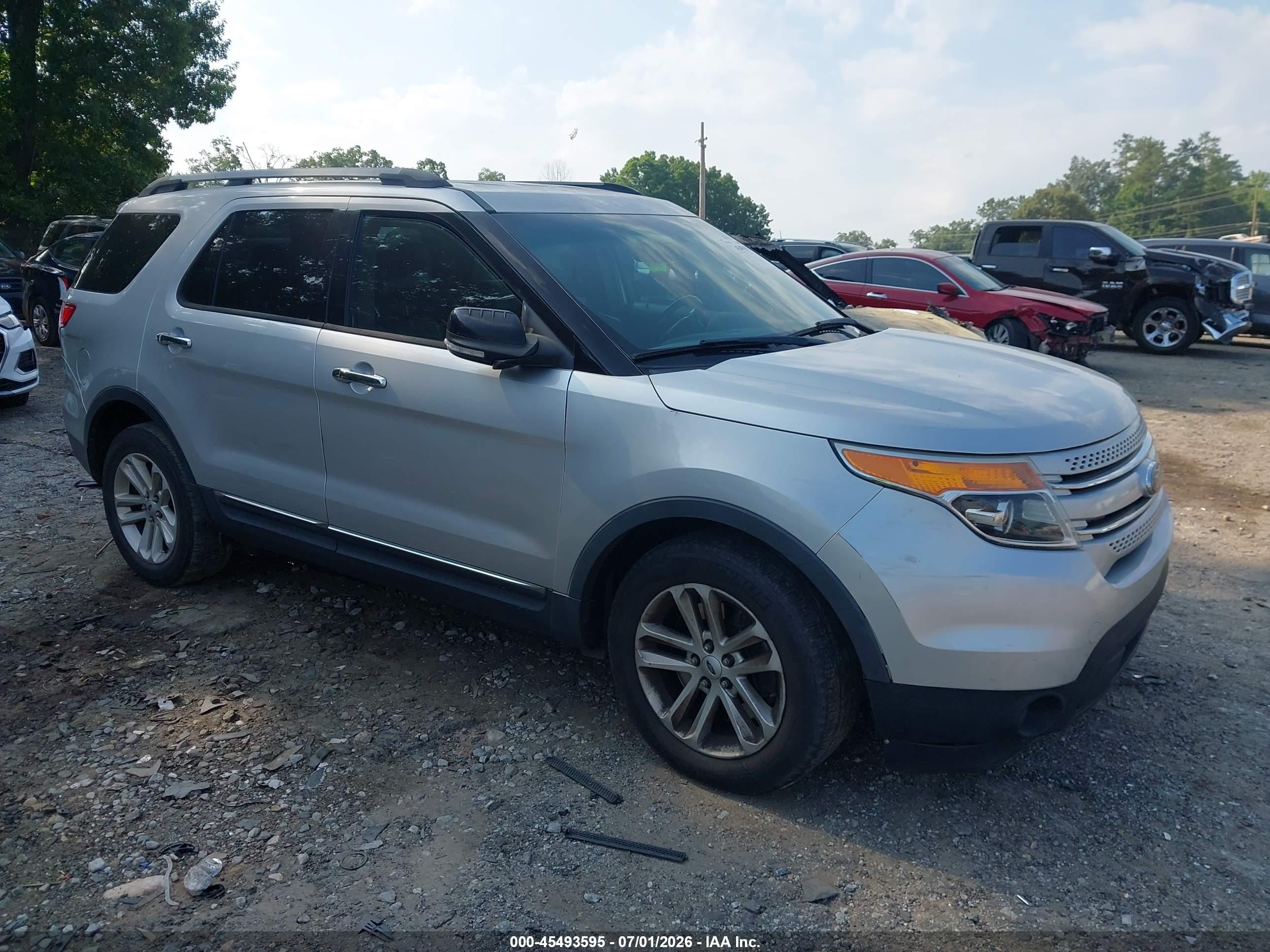 2013 Ford Explorer Xlt Silver vin: 1FM5K7D89DGC77733