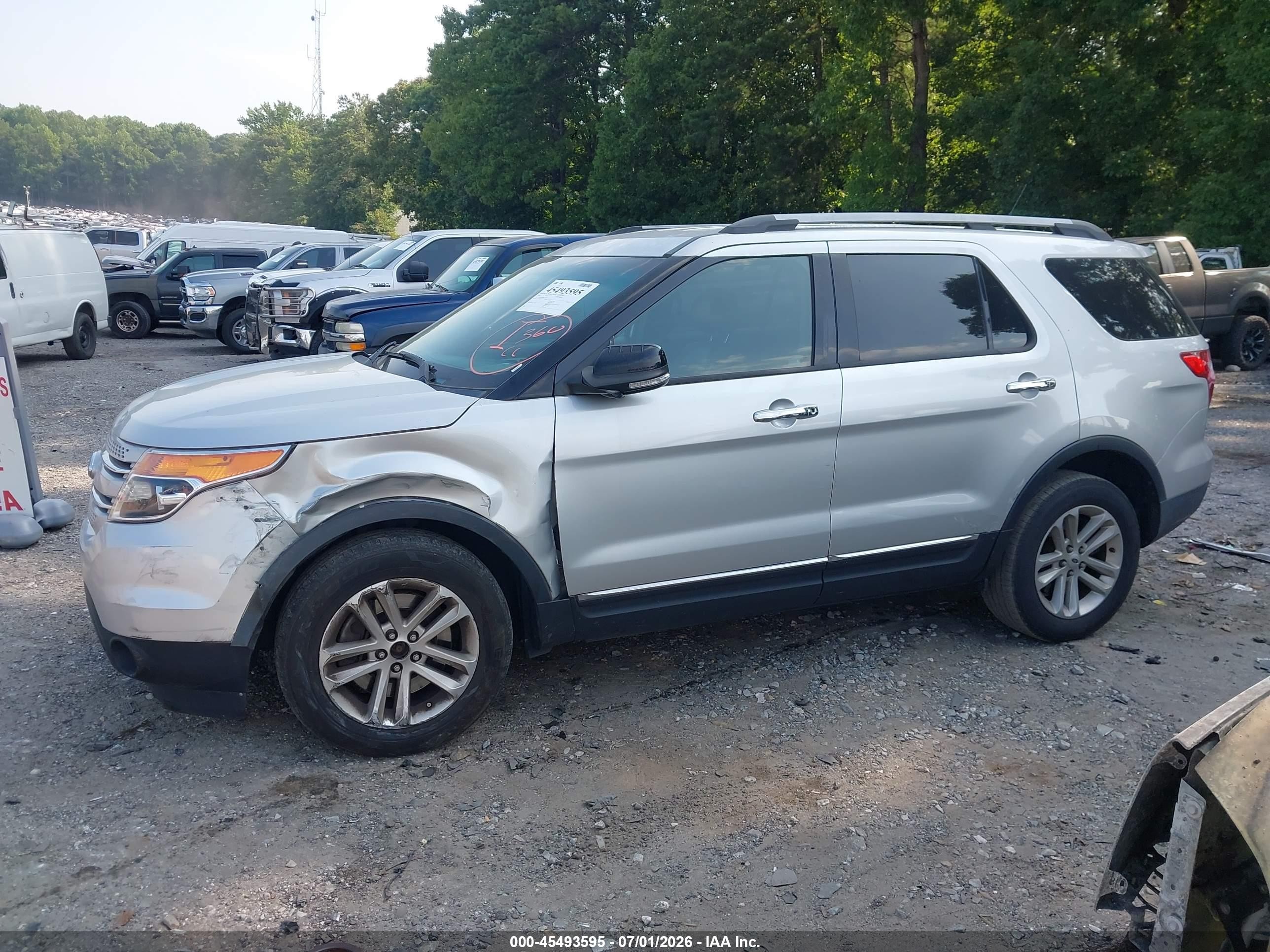 2013 Ford Explorer Xlt Silver vin: 1FM5K7D89DGC77733