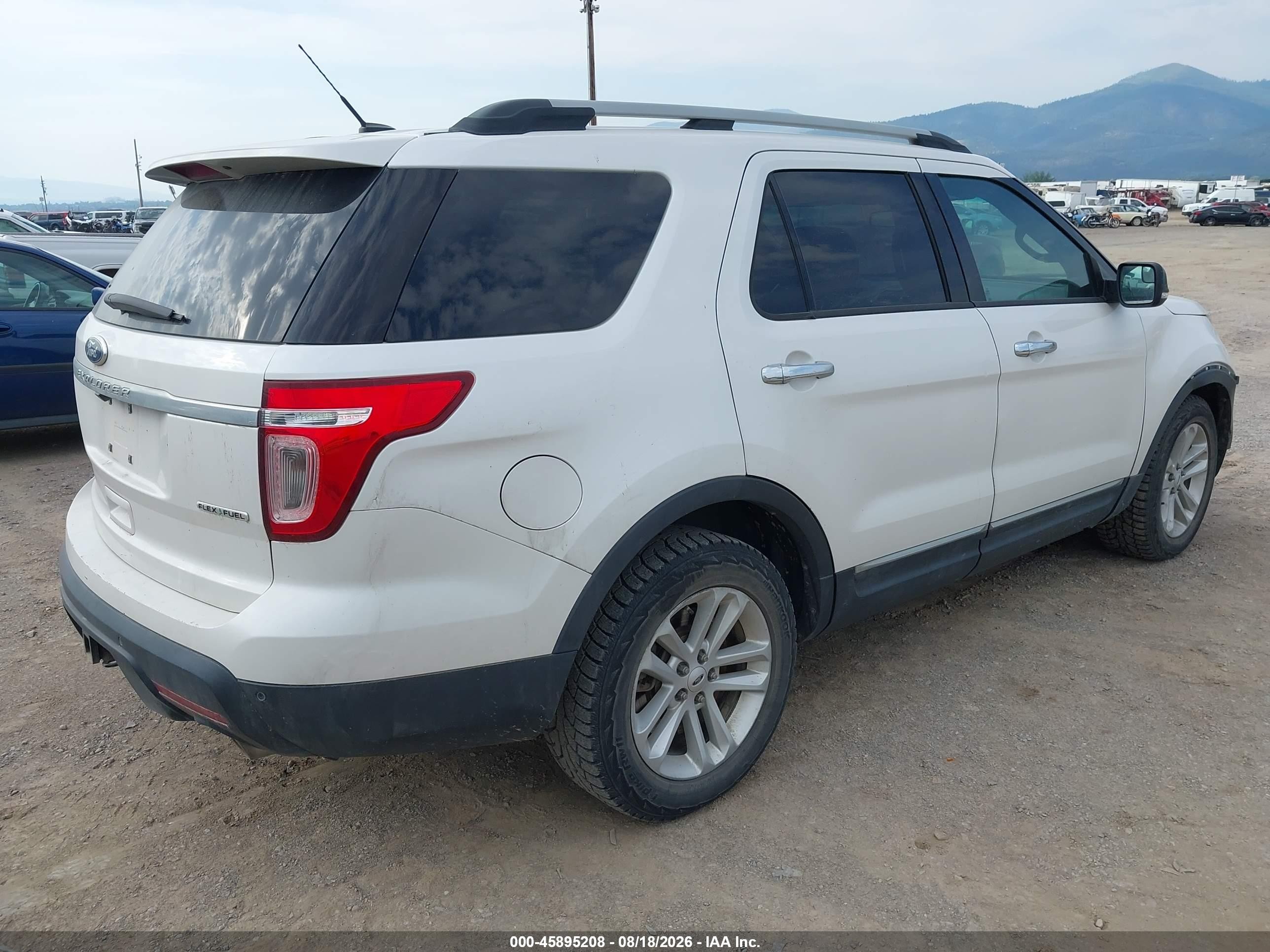 2013 Ford Explorer Xlt White vin: 1FM5K7D89DGC93687