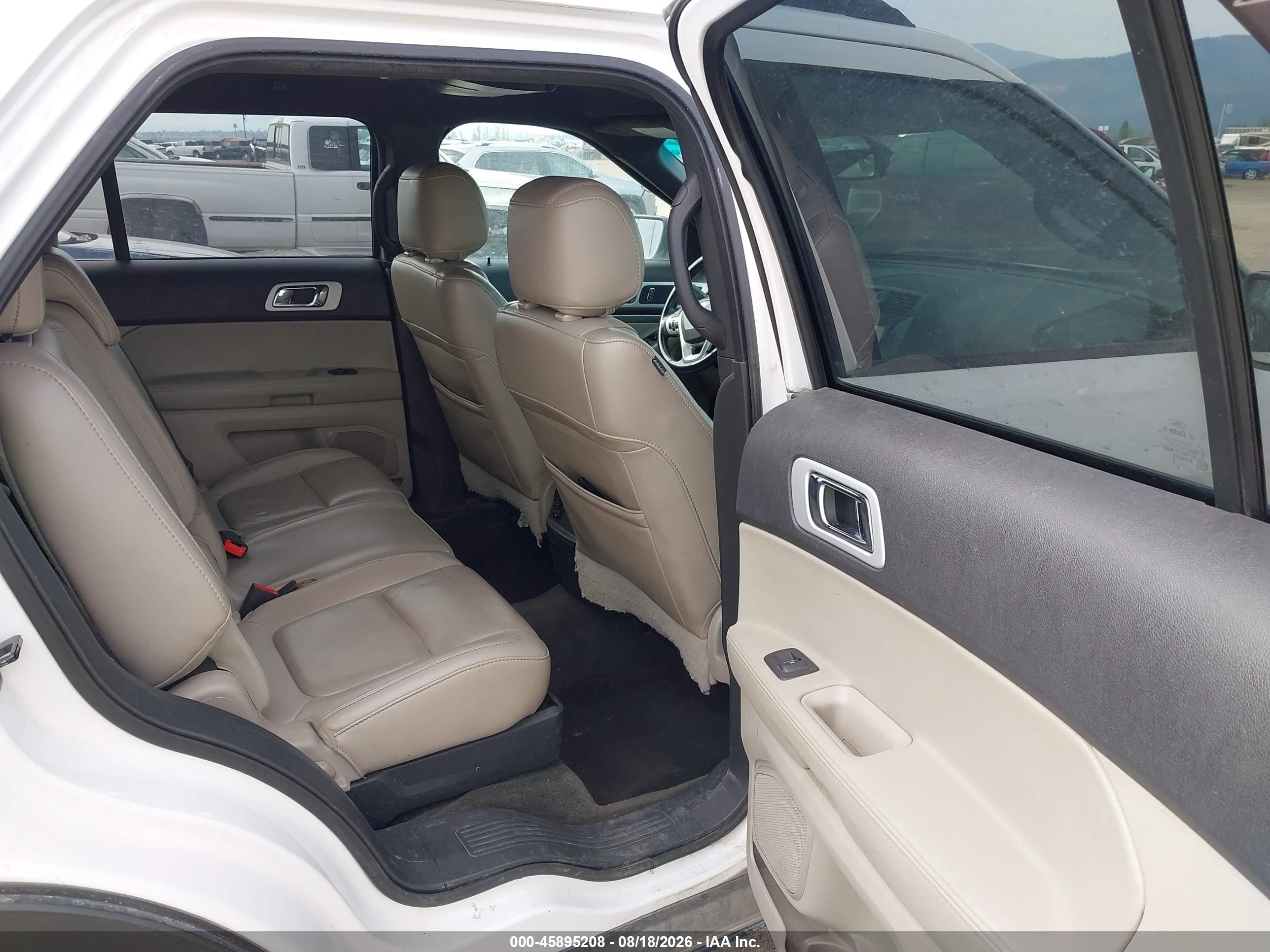 2013 Ford Explorer Xlt White vin: 1FM5K7D89DGC93687