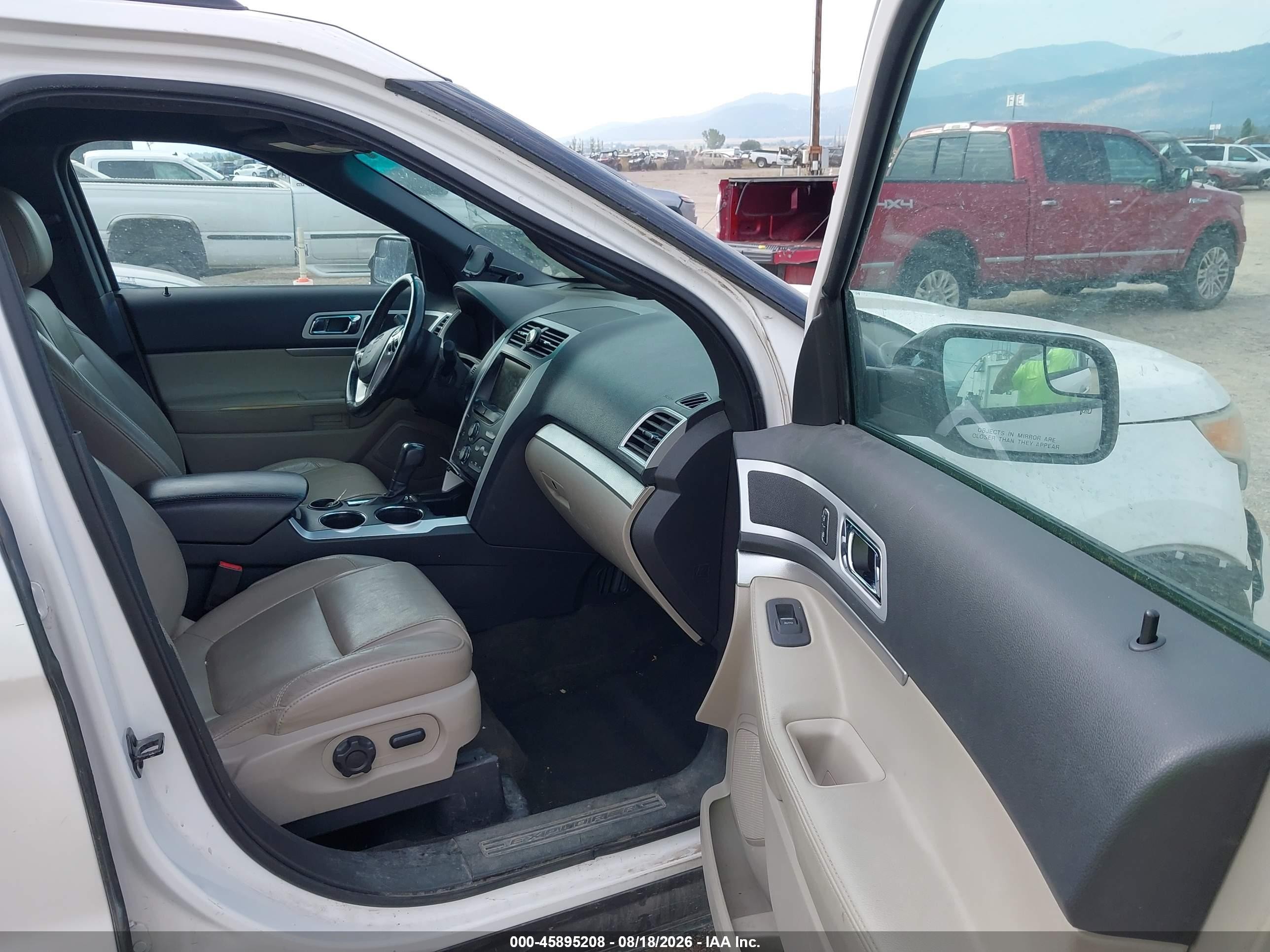 2013 Ford Explorer Xlt White vin: 1FM5K7D89DGC93687