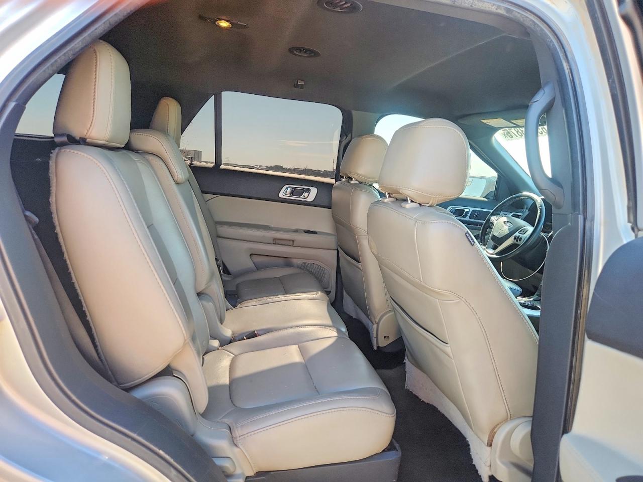 2014 Ford Explorer Xlt Silver vin: 1FM5K7D89EGA17494