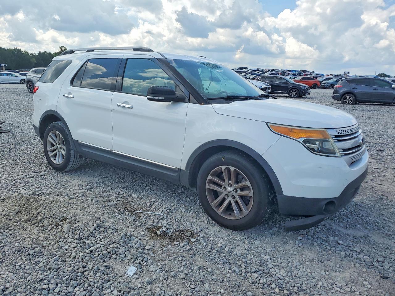 2014 Ford Explorer Xlt White vin: 1FM5K7D89EGA54822