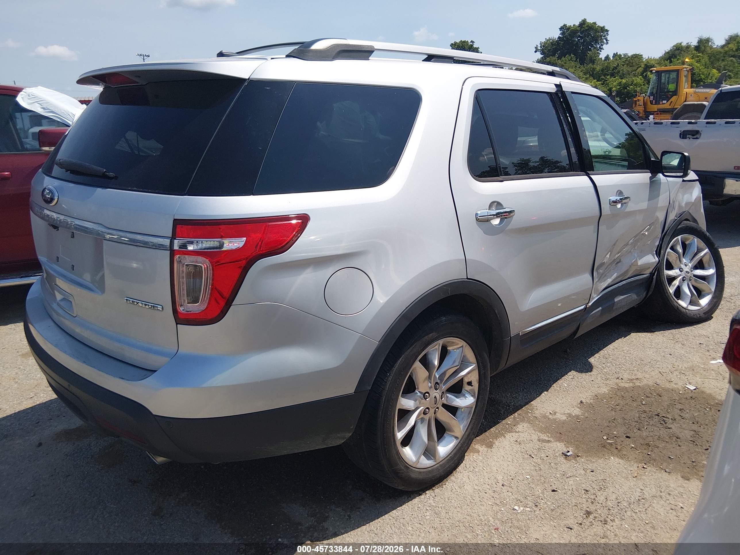 2014 Ford Explorer Xlt Silver vin: 1FM5K7D89EGA58062