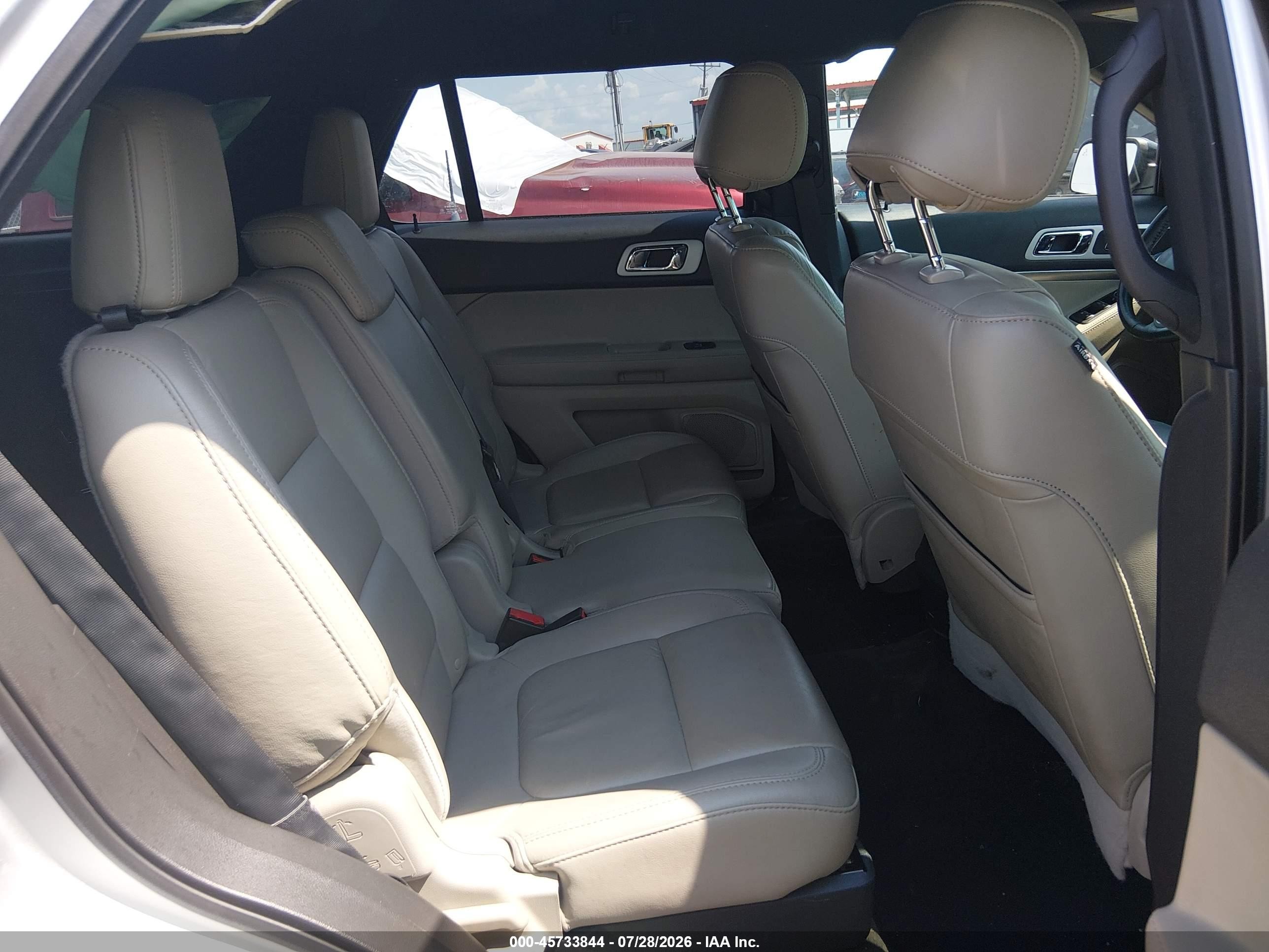 2014 Ford Explorer Xlt Silver vin: 1FM5K7D89EGA58062