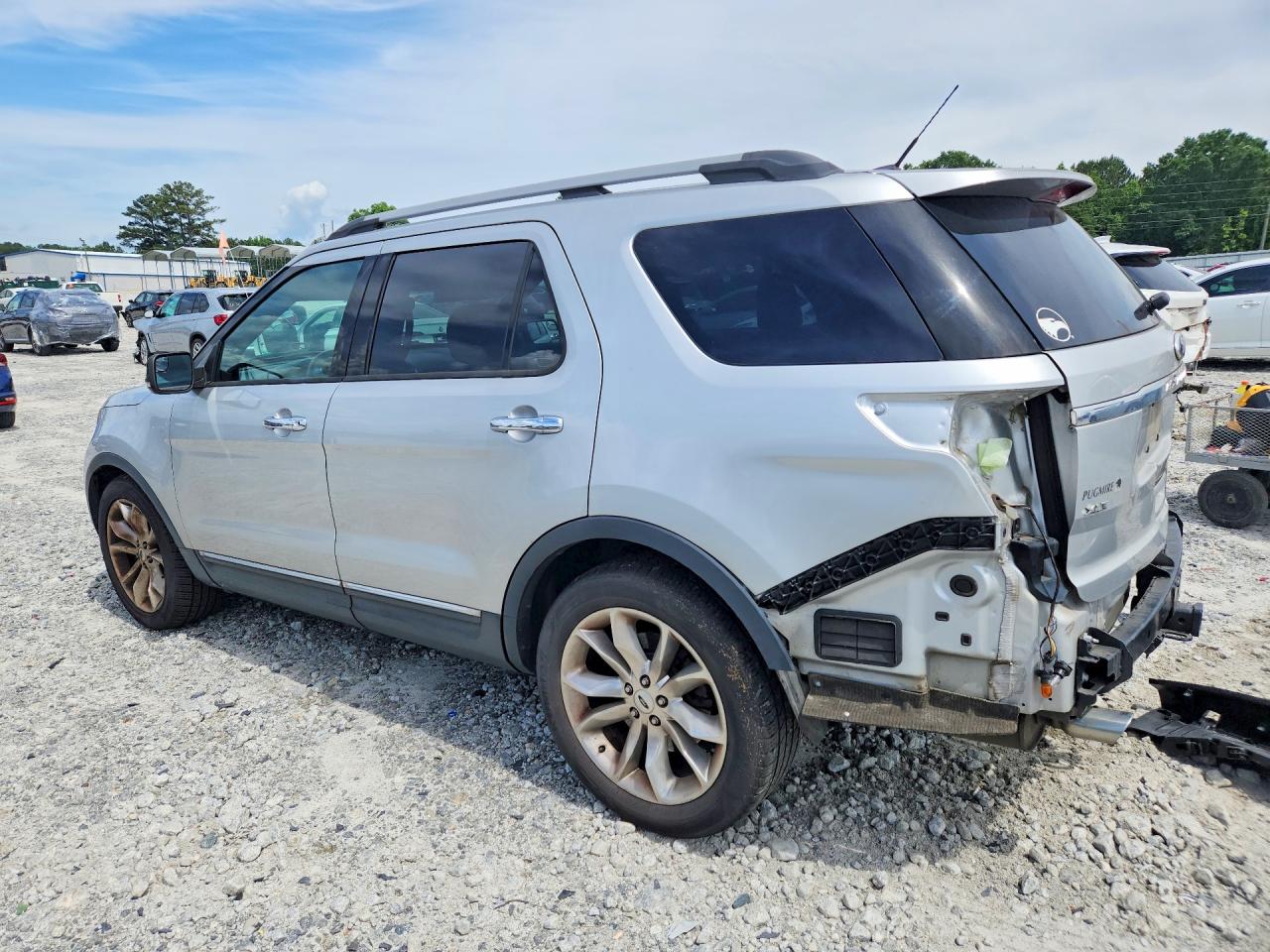 2014 Ford Explorer Xlt Silver vin: 1FM5K7D89EGA85651