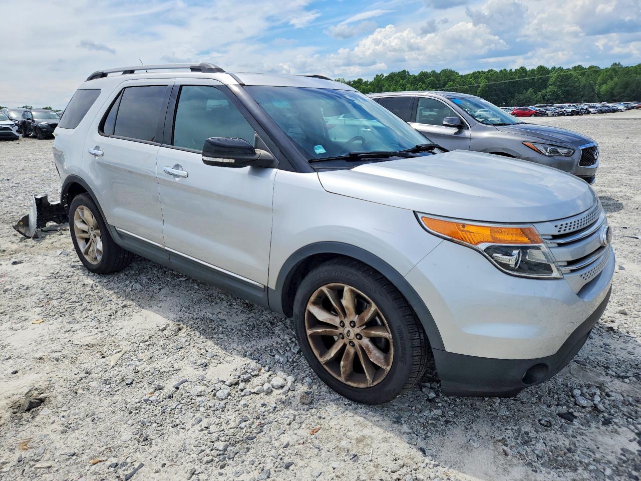2014 Ford Explorer Xlt Silver vin: 1FM5K7D89EGA85651