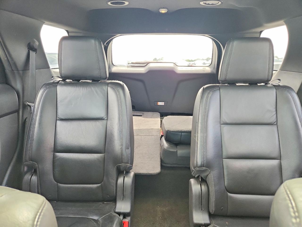 2014 Ford Explorer Xlt Silver vin: 1FM5K7D89EGA85651